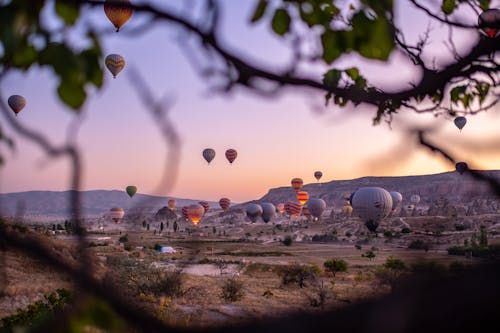 Fliegende Heißluftballons