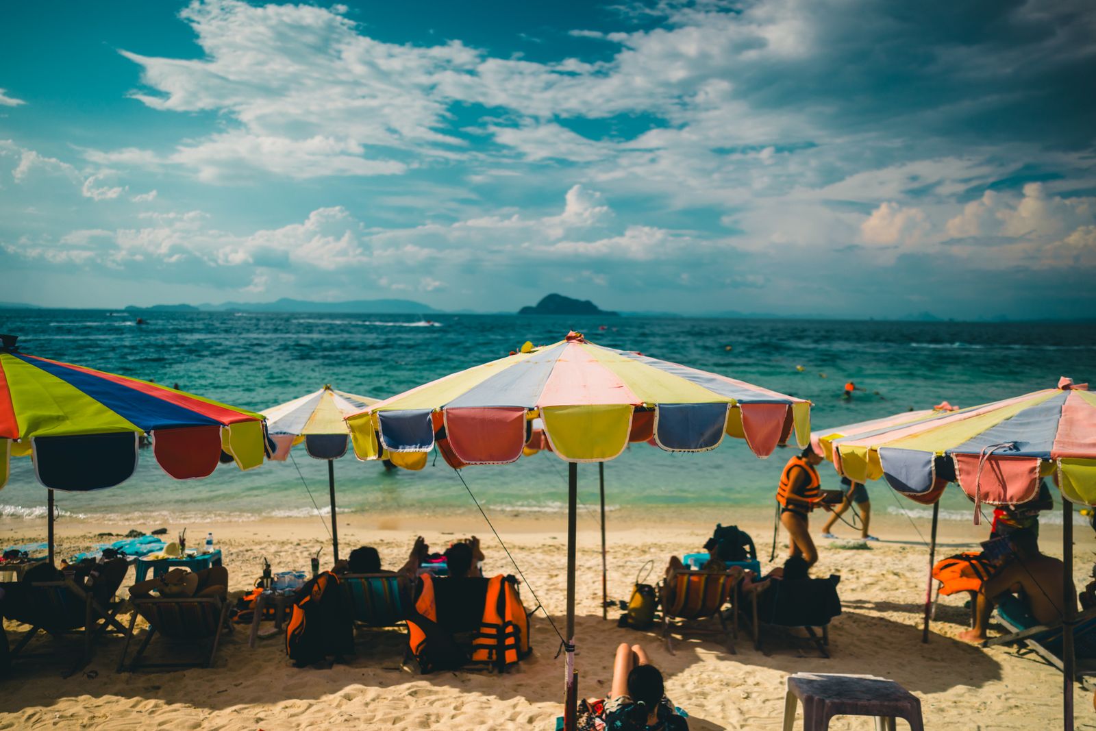 AI Dalam Hartanah 2026: Kenapa Agentic AI Mengubah Cara Orang Malaysia Beli Rumah di Phuket