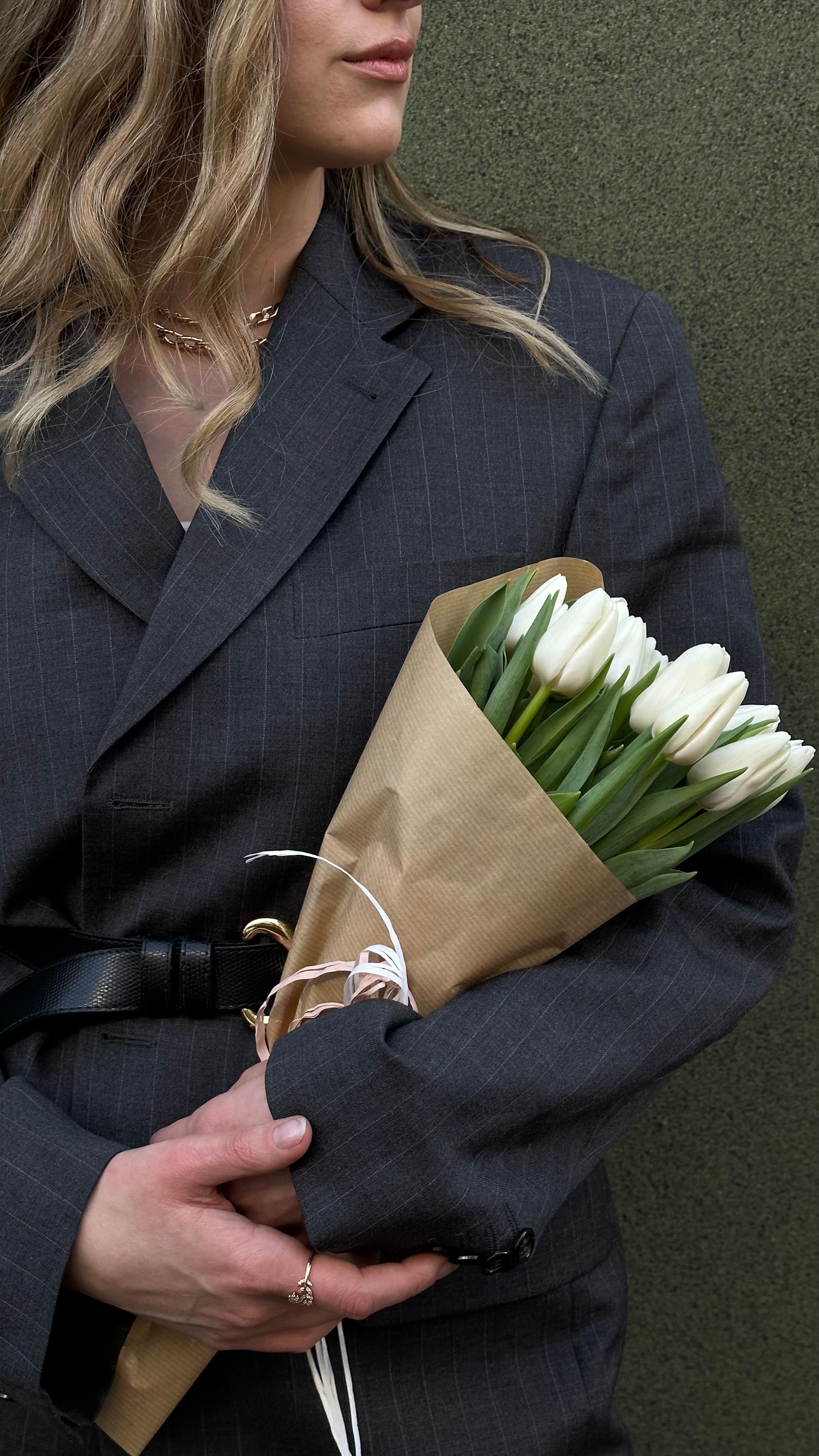 Flower delivery bouquet Bulgaria