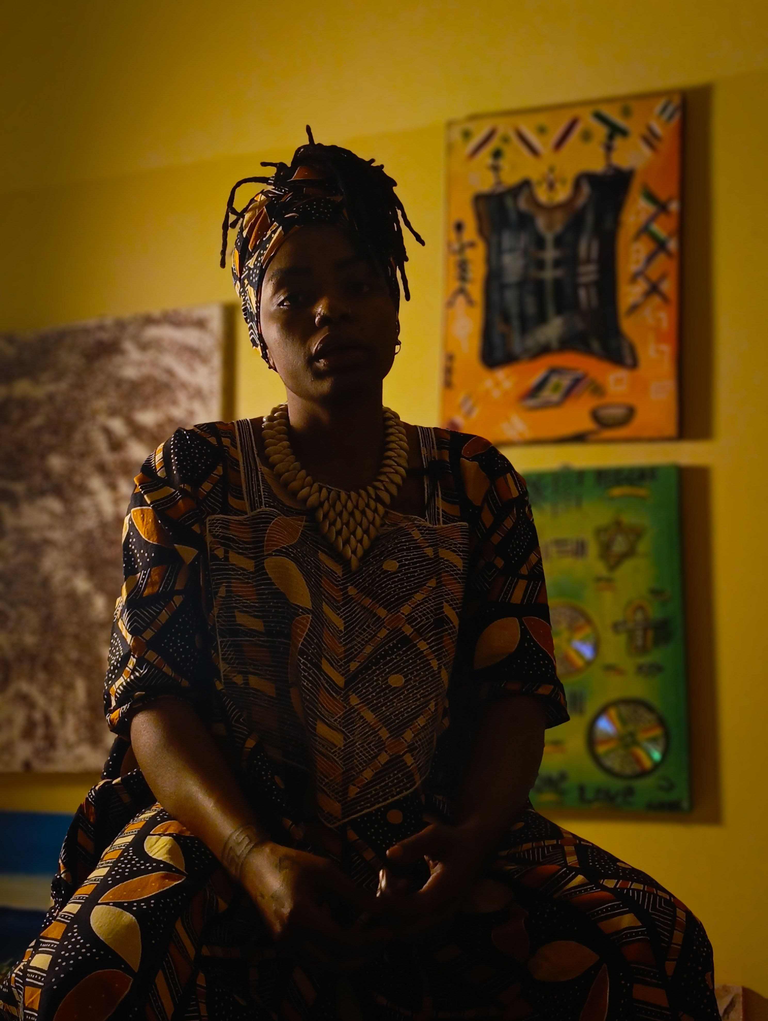 Artistic Portrait of Woman in Vibrant African Attire · Free Stock Photo