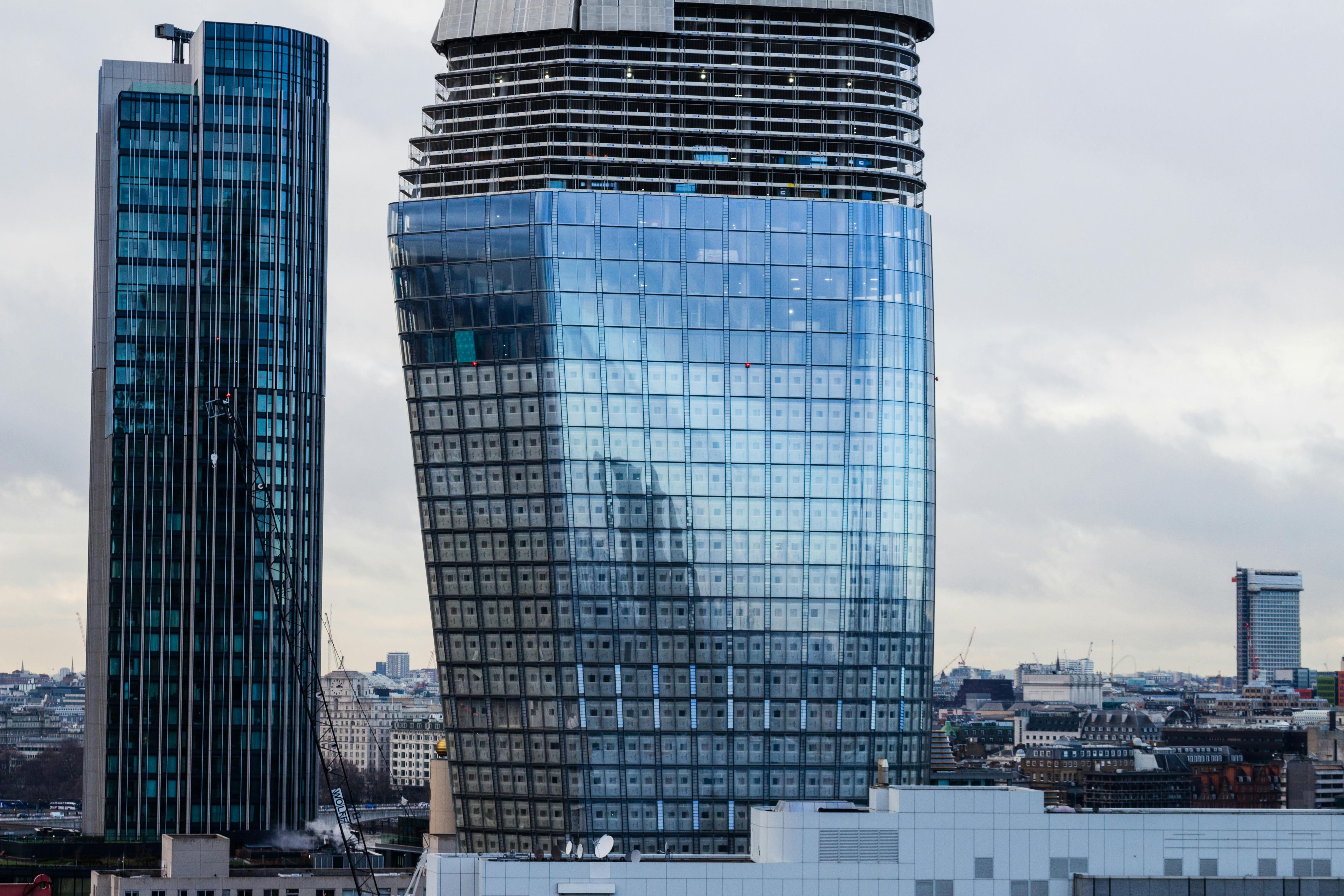 Vue Des Gratte Ciel De La Ville · Photo Gratuite