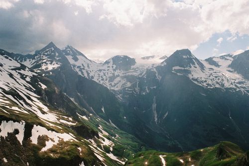 Free Breathtaking view of snow-covered mountains in the Austrian Alps, showcasing natural beauty. Stock Photo