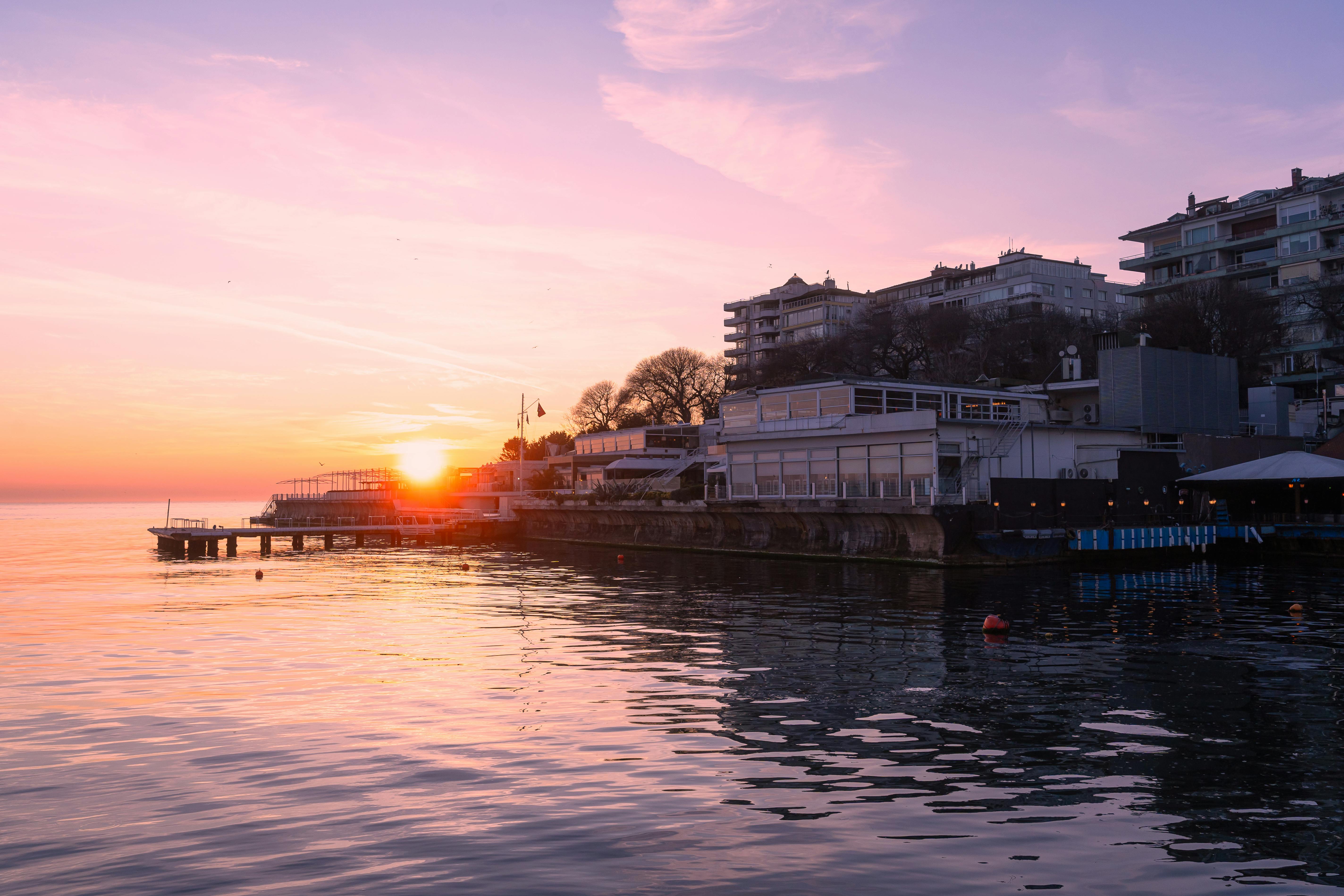 Sea-Level Rise and the Role of Geneva — Photo by Oktay Köseoğlu on Pexels