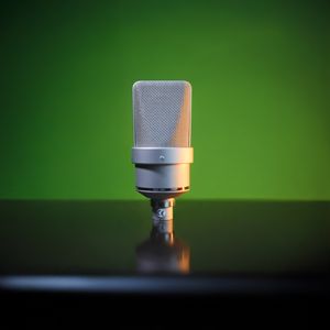 Condenser studio microphone, by Somogro Bangladesh on Pexels