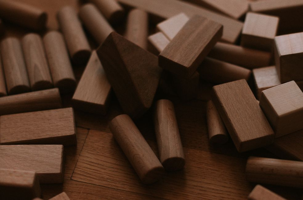 Online Casino: Spielautomaten und Live-Spiele im Überblick