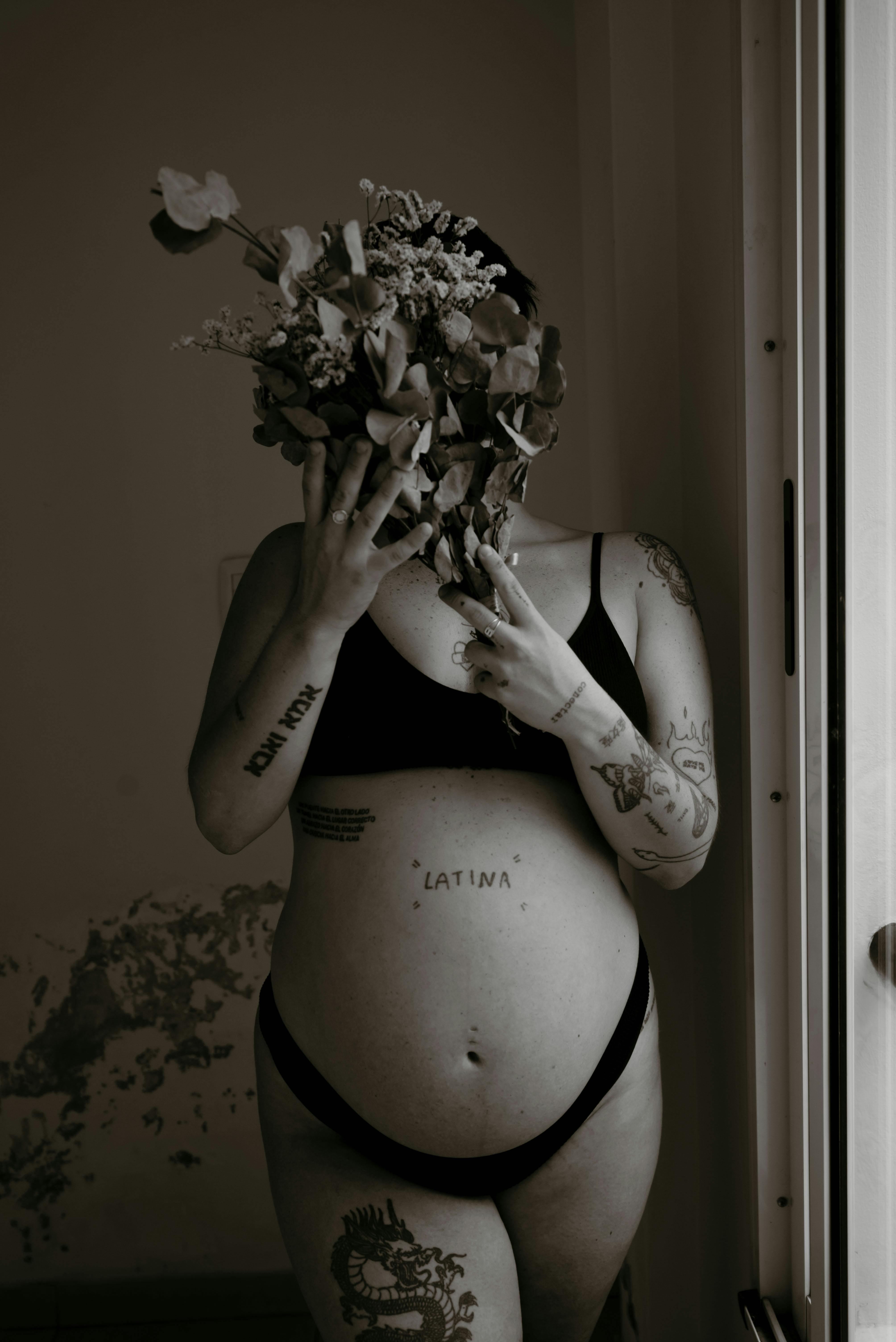 Naked Pregnant Photos, Download The BEST Free Naked Pregnant Stock