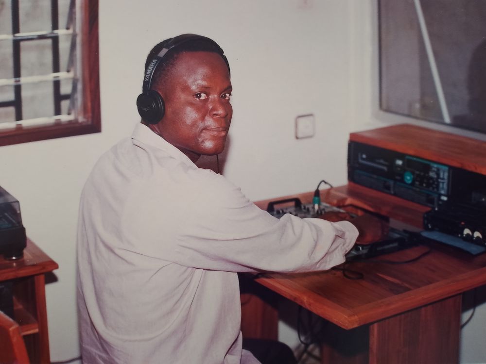 Musician working in headphones, photo by Constant Houndegla on Pexels