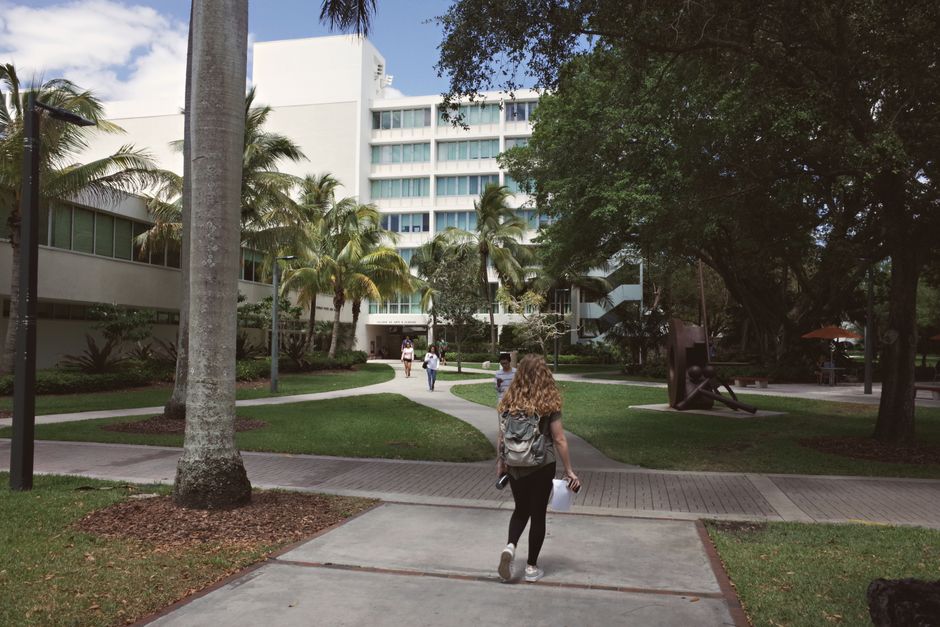 Higher Gas Prices Force FSU Students to Rethink Spending 2 A vibrant university campus scene in Coral Gables, Florida showcasing college life on a sunny day. | BocaVibe