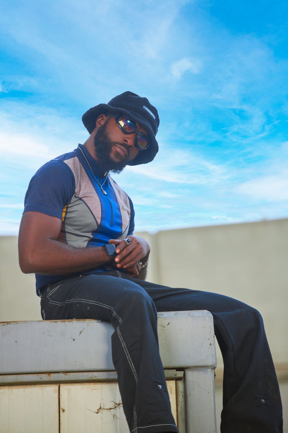 Cool urban portrait of stylish young man outdoors · Free Stock Photo