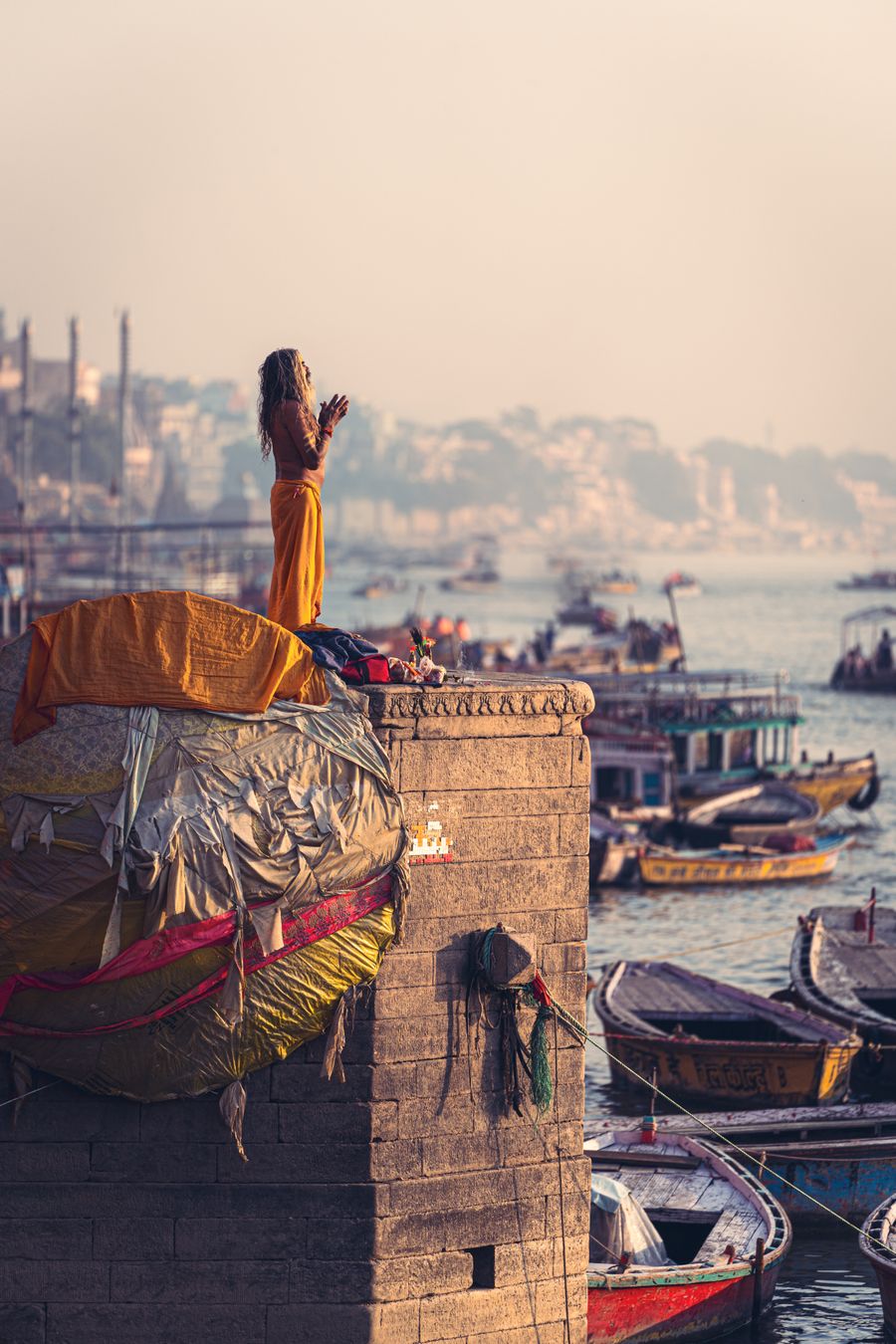 A morning ritual on the ghats, Varanasi