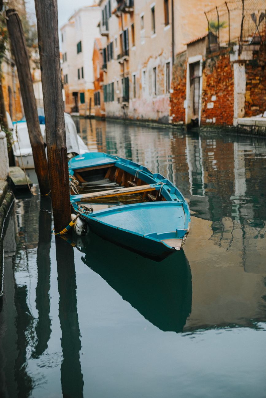 Renting a boat without a licence on the Canal de Bourgogne