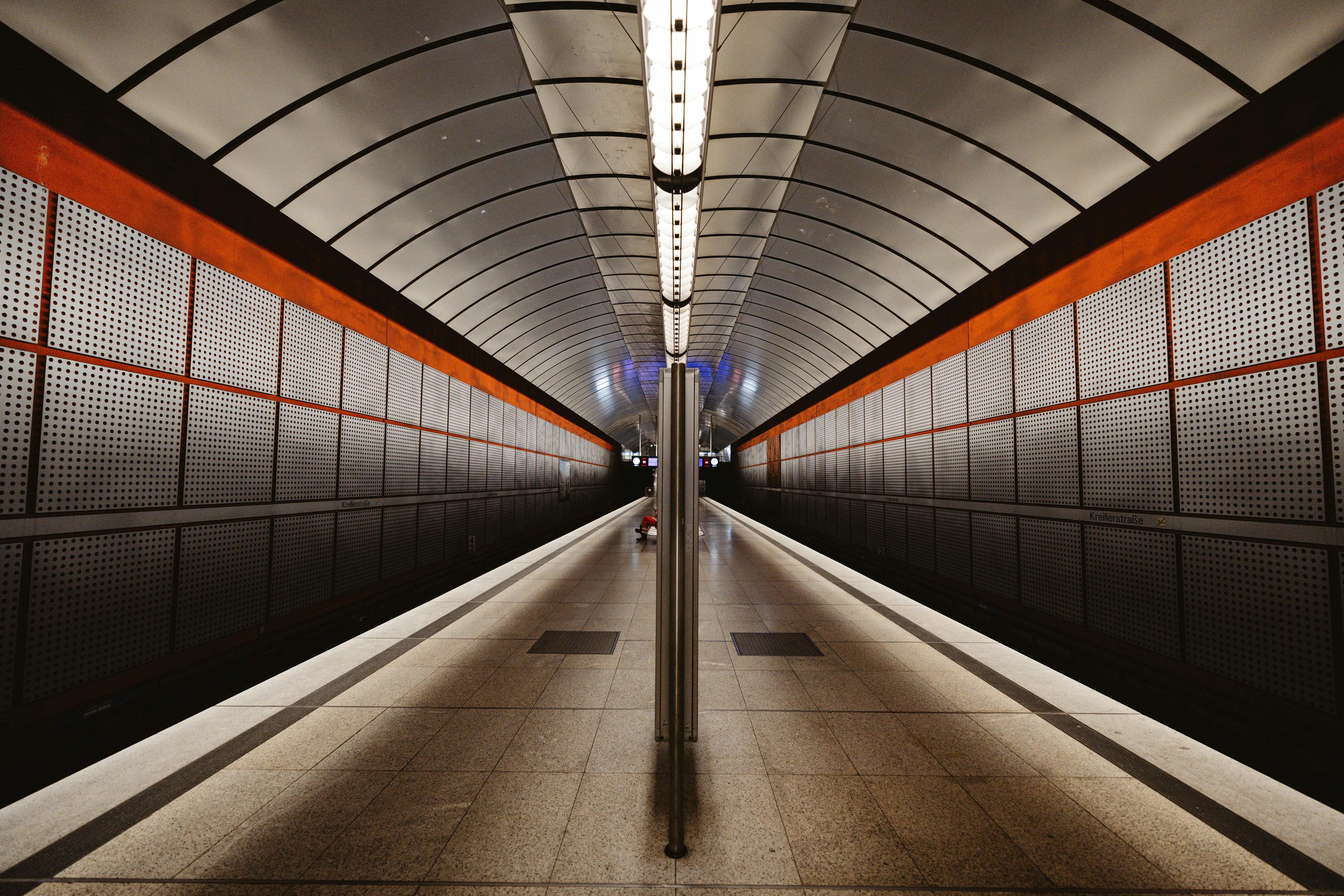 fitment architecture MMY platform — Photo by Sebastian Luna on Pexels