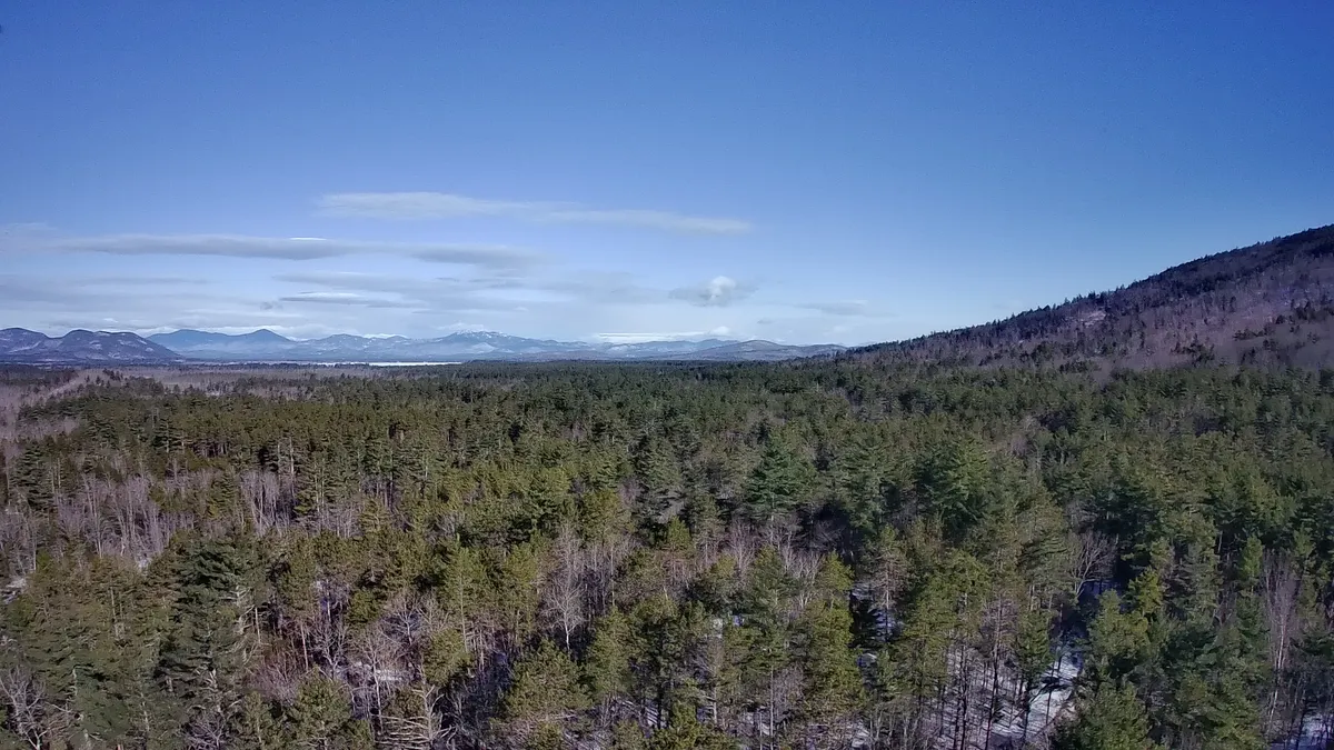 The alpine ridgeline of the Presidential Range, New Hampshire