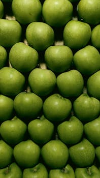 Apples, granny smith, with skin, raw