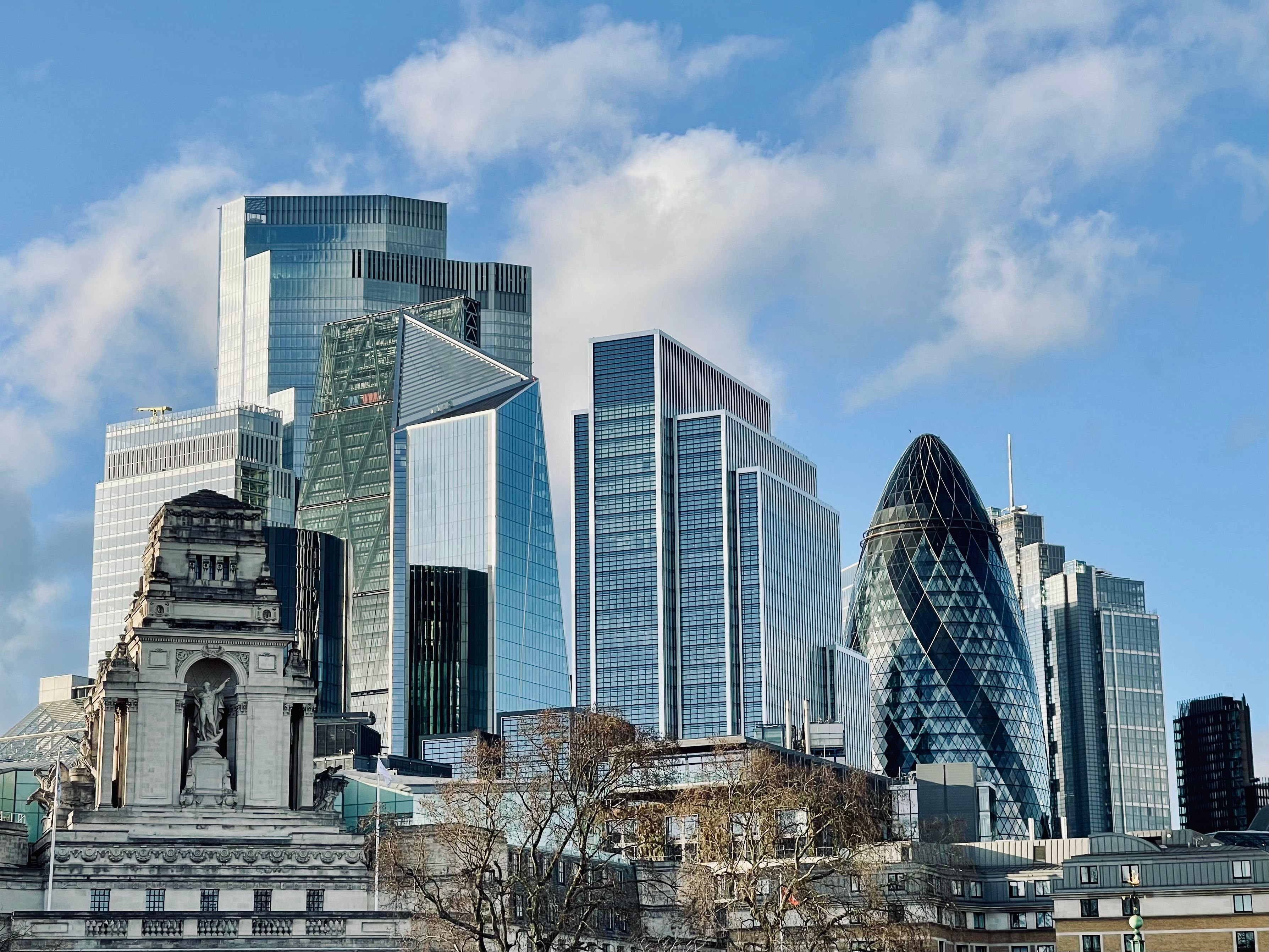 Bank of England to Curb Offshore Life Insurance Trades — Photo by Anna Rynkowska on Pexels
