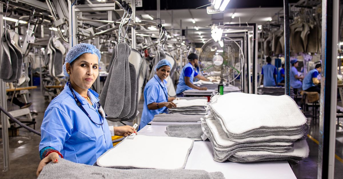 Worker on a Canadian factory floor, tied to falling productivity and weak private investment