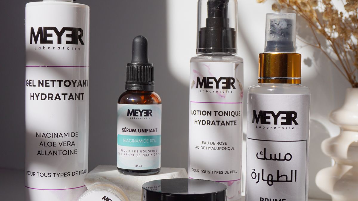 Soins du visage pleins dactifs naturels - illustration