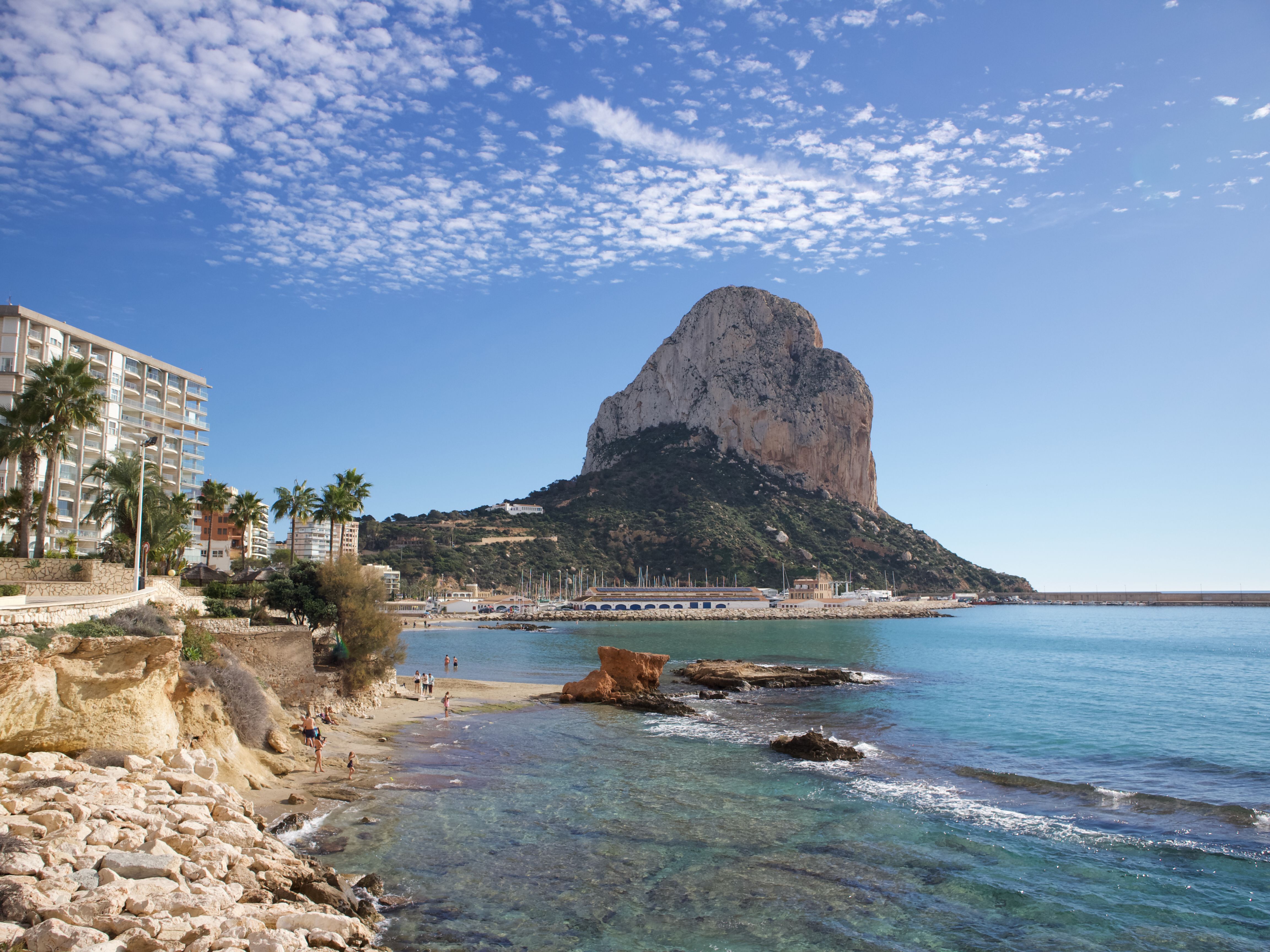 scenic-view-of-pe-on-de-ifach-in-calpe-spain-free-stock-photo