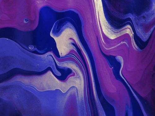 Free Dynamic abstract artwork featuring blue and purple fluid patterns with elegant swirls and rich textures. Stock Photo