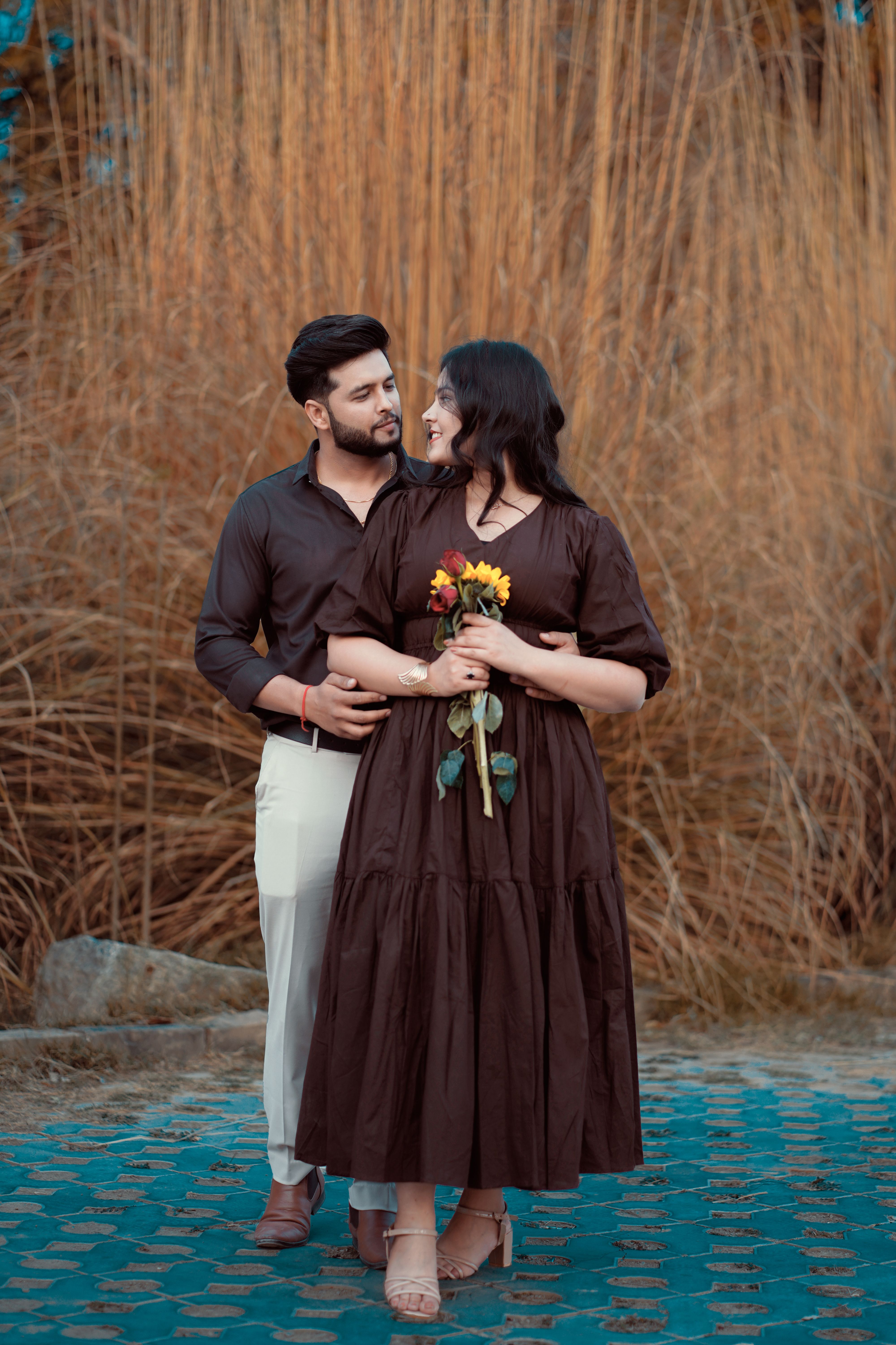 Couple Pose Photos, Download The BEST Free Couple Pose Stock Photos & HD  Images