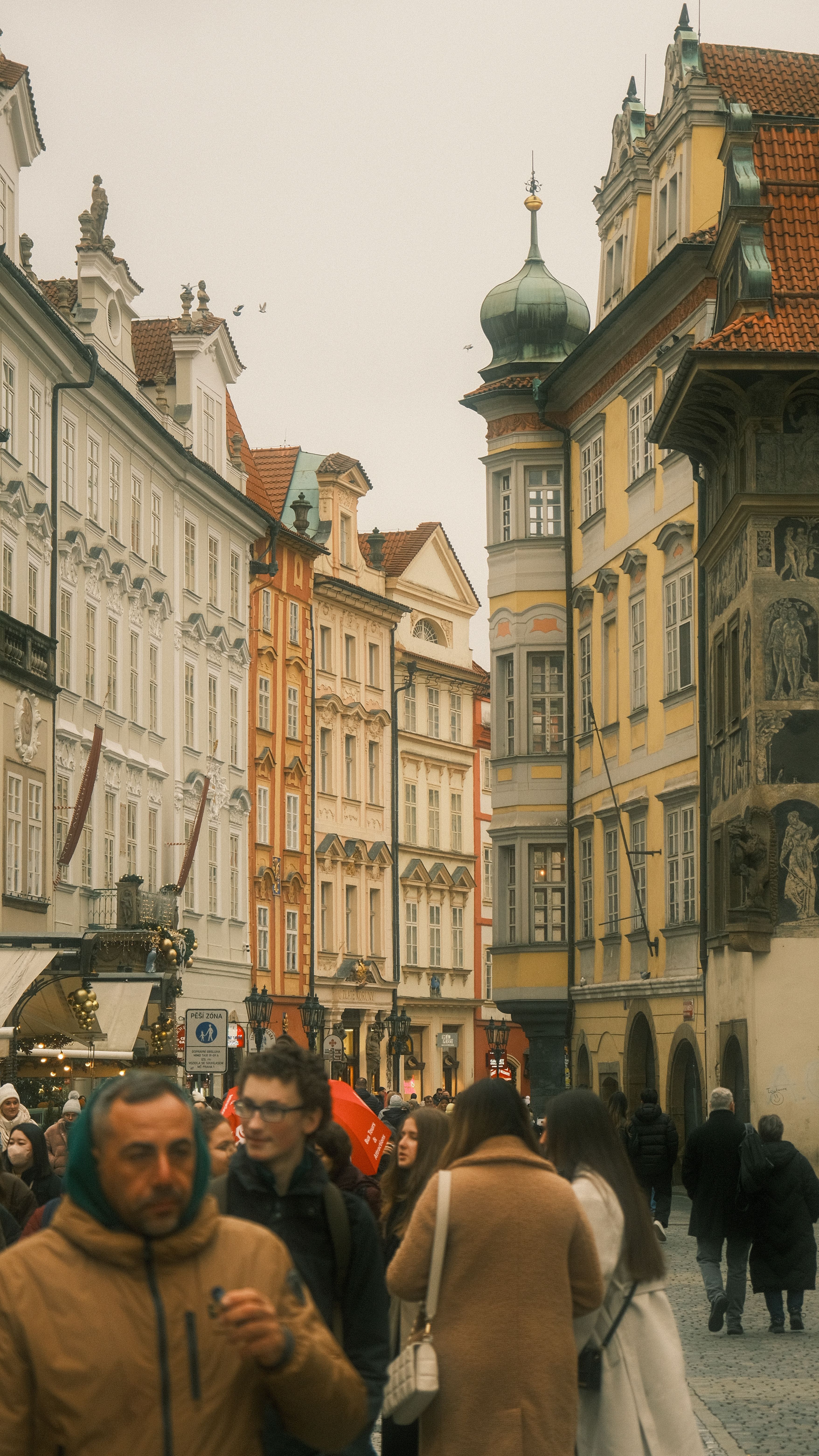 Charming Street Scene in Historic European City · Free Stock Photo
