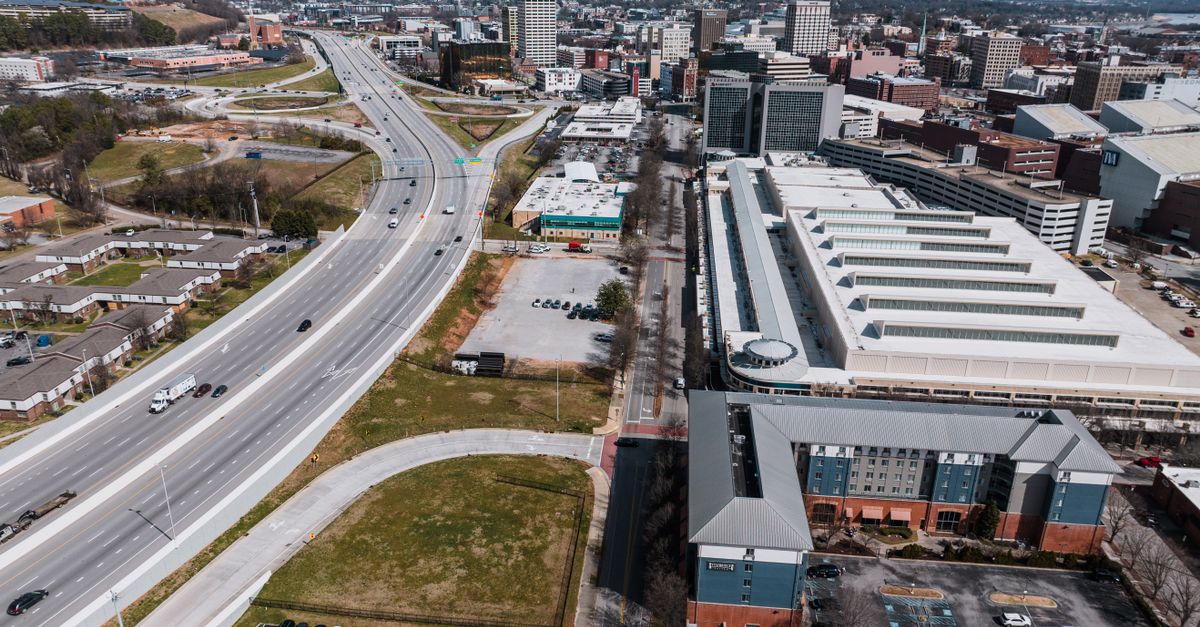Aerial view of Chattanooga, Tennessee showcasing highways and buildings.