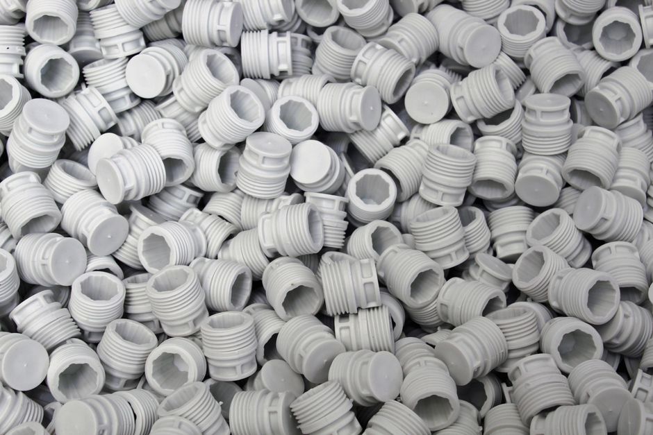 New Deep-Sea Bacteria Consume Plastic Components at High Pressures