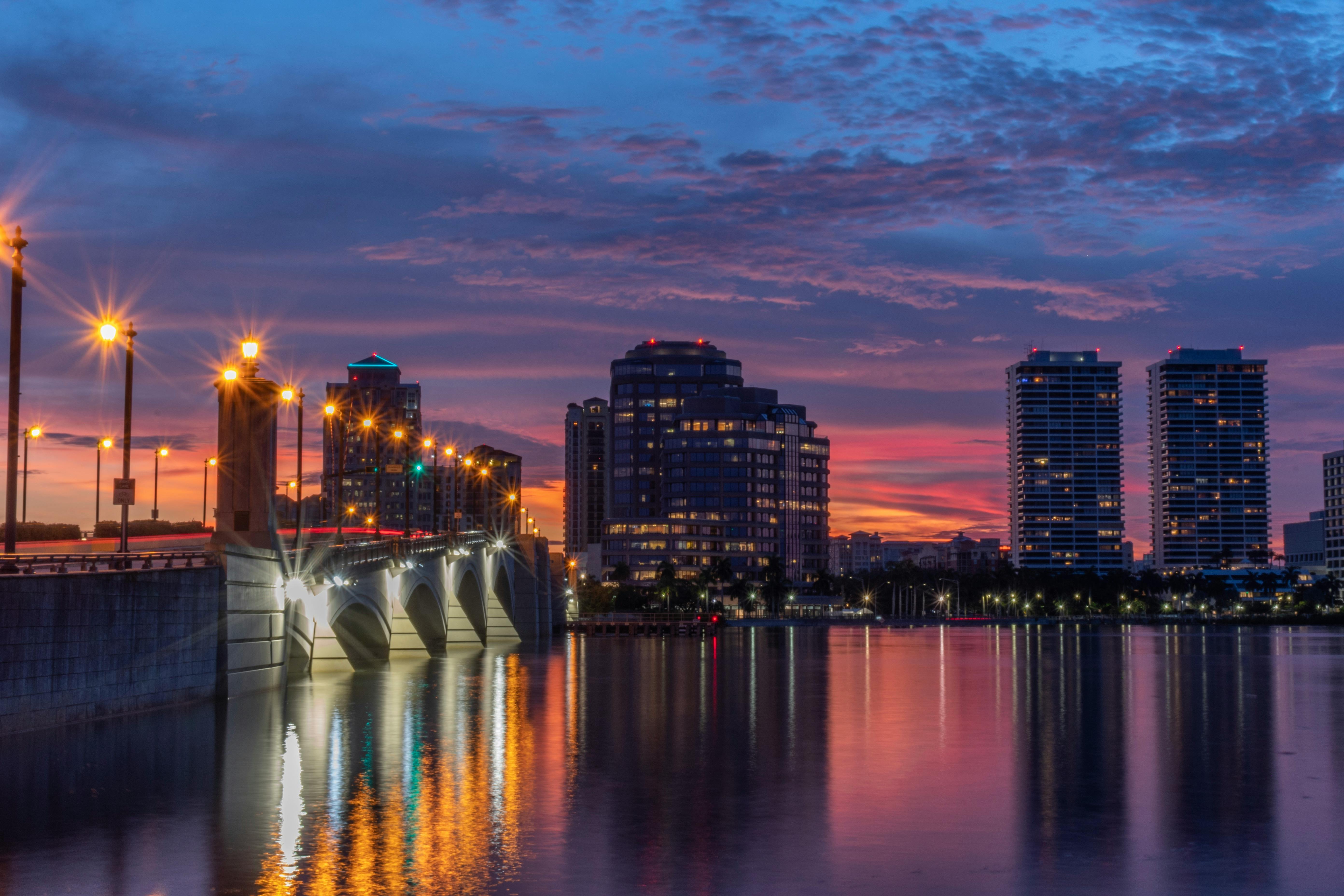 Photo Of City During Dawn · Free Stock Photo