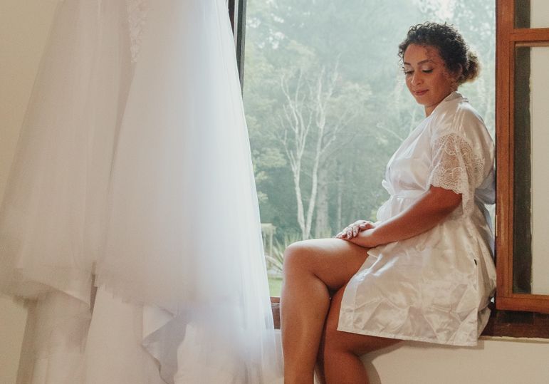 Online dating: starting a conversation on a niche platform