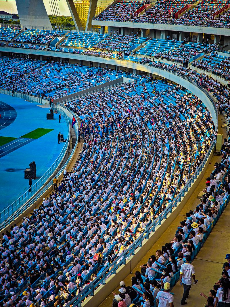 A major arena of 10,000 people representing 10,000 YouTube subscribers