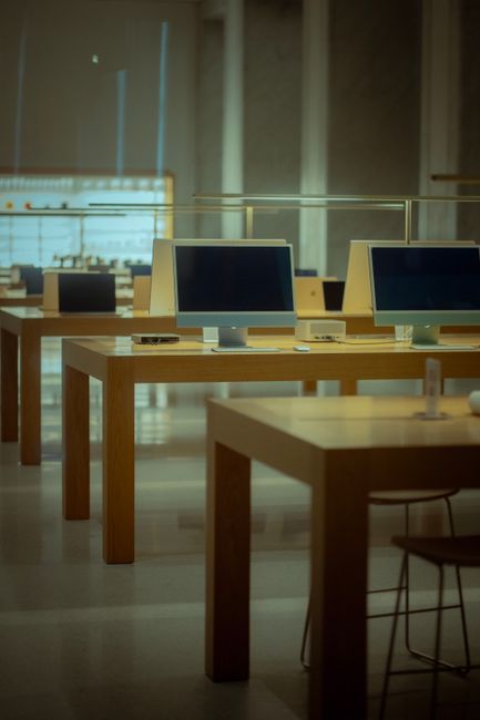 Do you keep up with the latest computer technologies?
