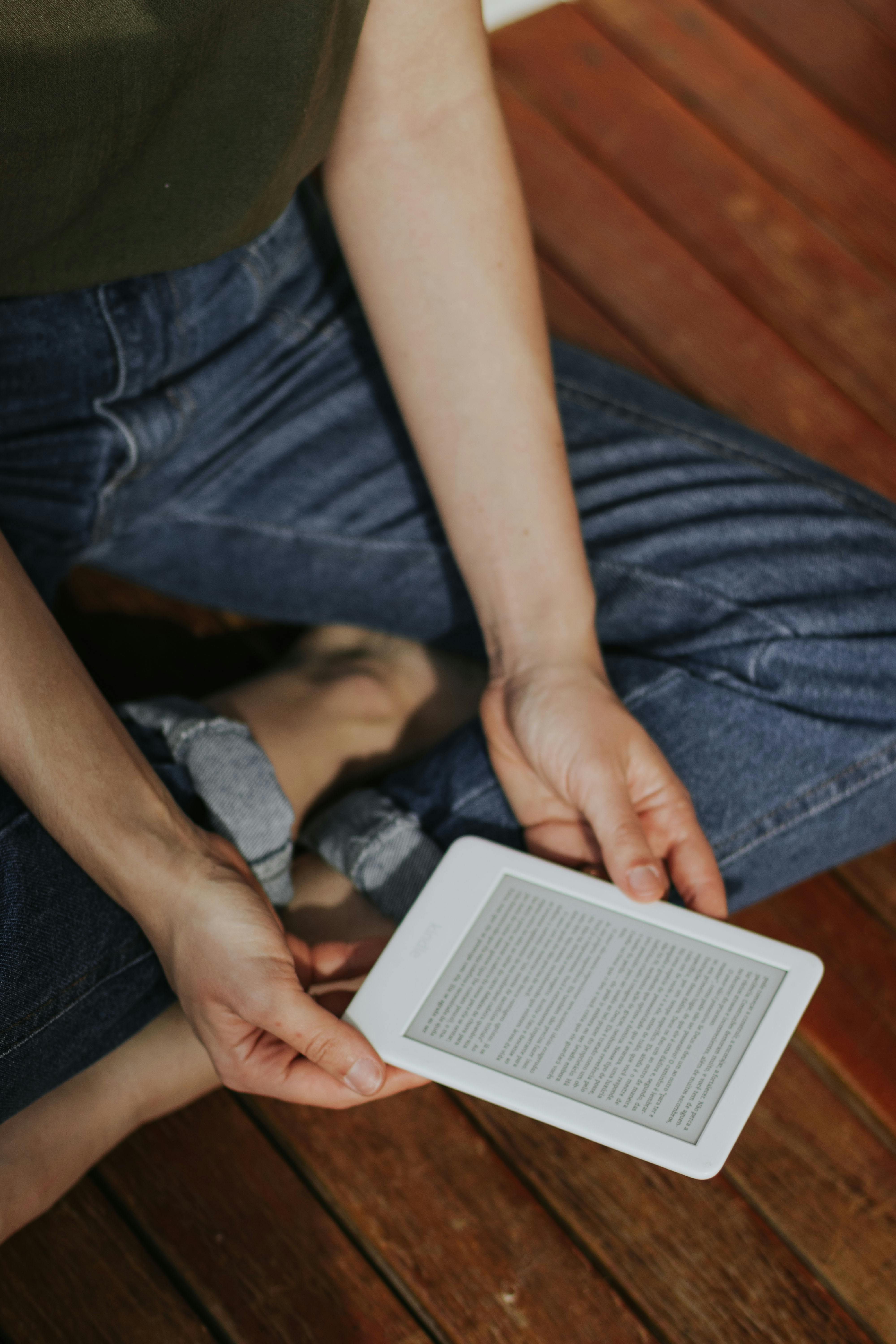The Easy Way To Write Your First Ebook(1)