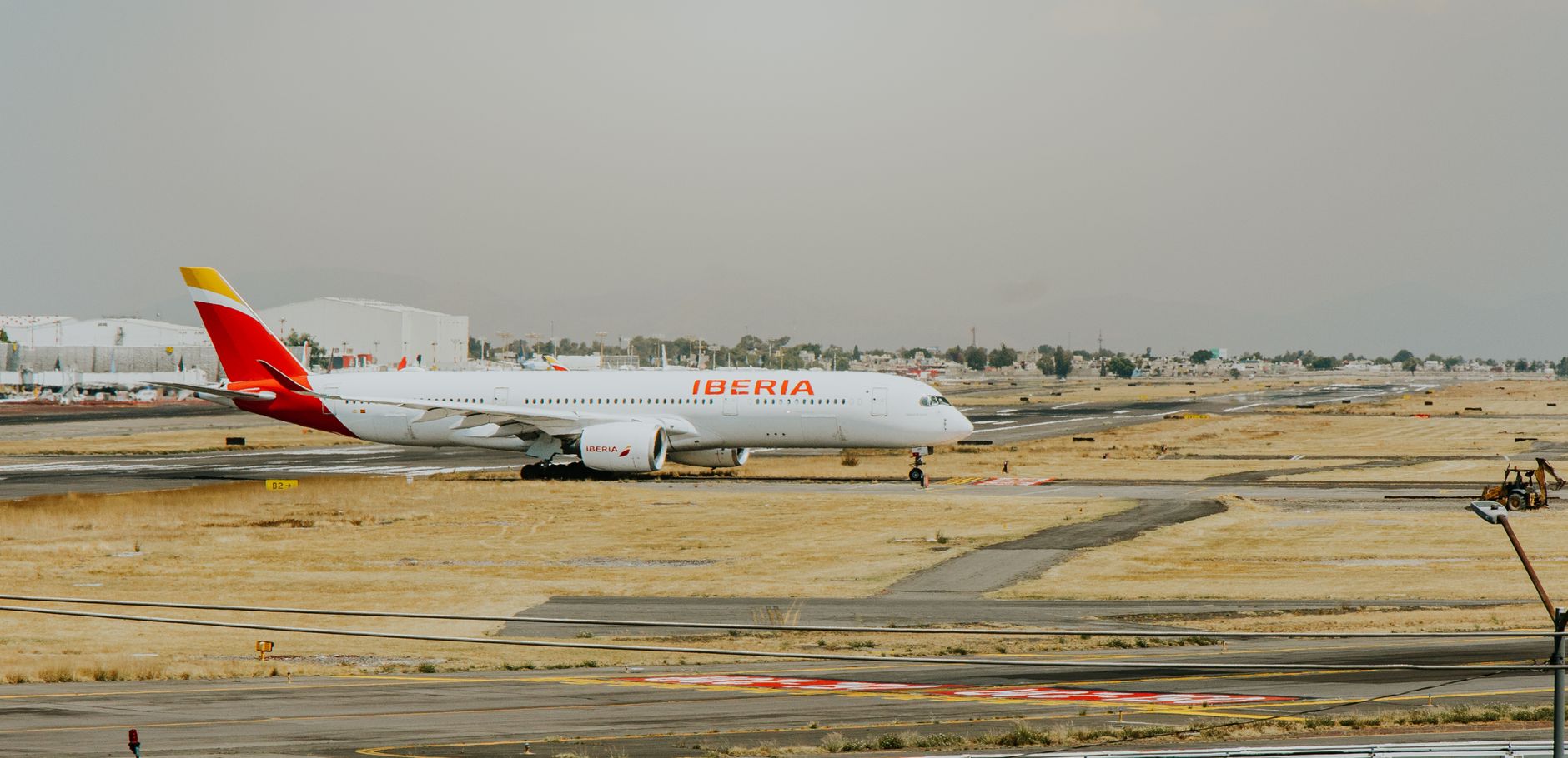 Iberia 1999 empfängt Crvena Zvezda in Tiflis