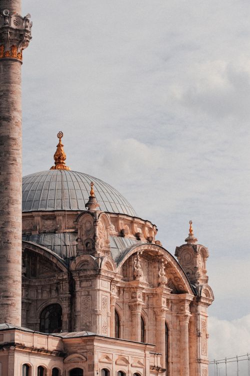 Free Close-up of Ortaköy Mosque's intricate architecture in Istanbul, Türkiye. Stock Photo