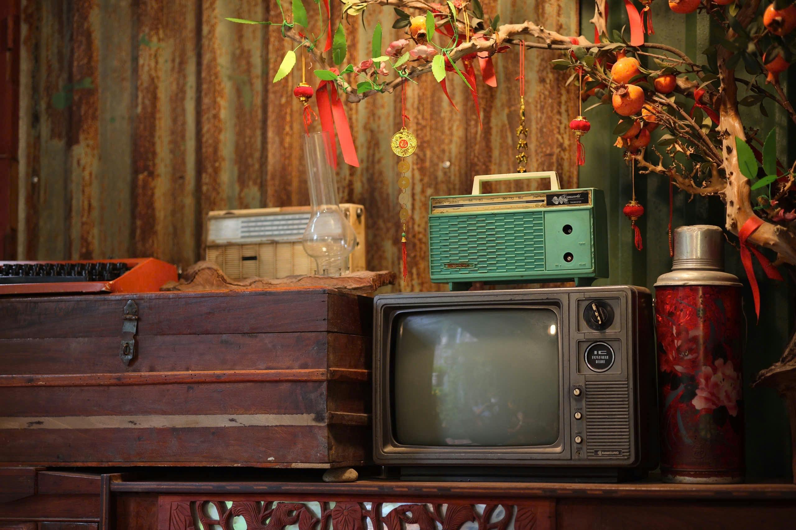 general entertainment channel — Photo by Võ Nguyễn ( Terri ) on Pexels