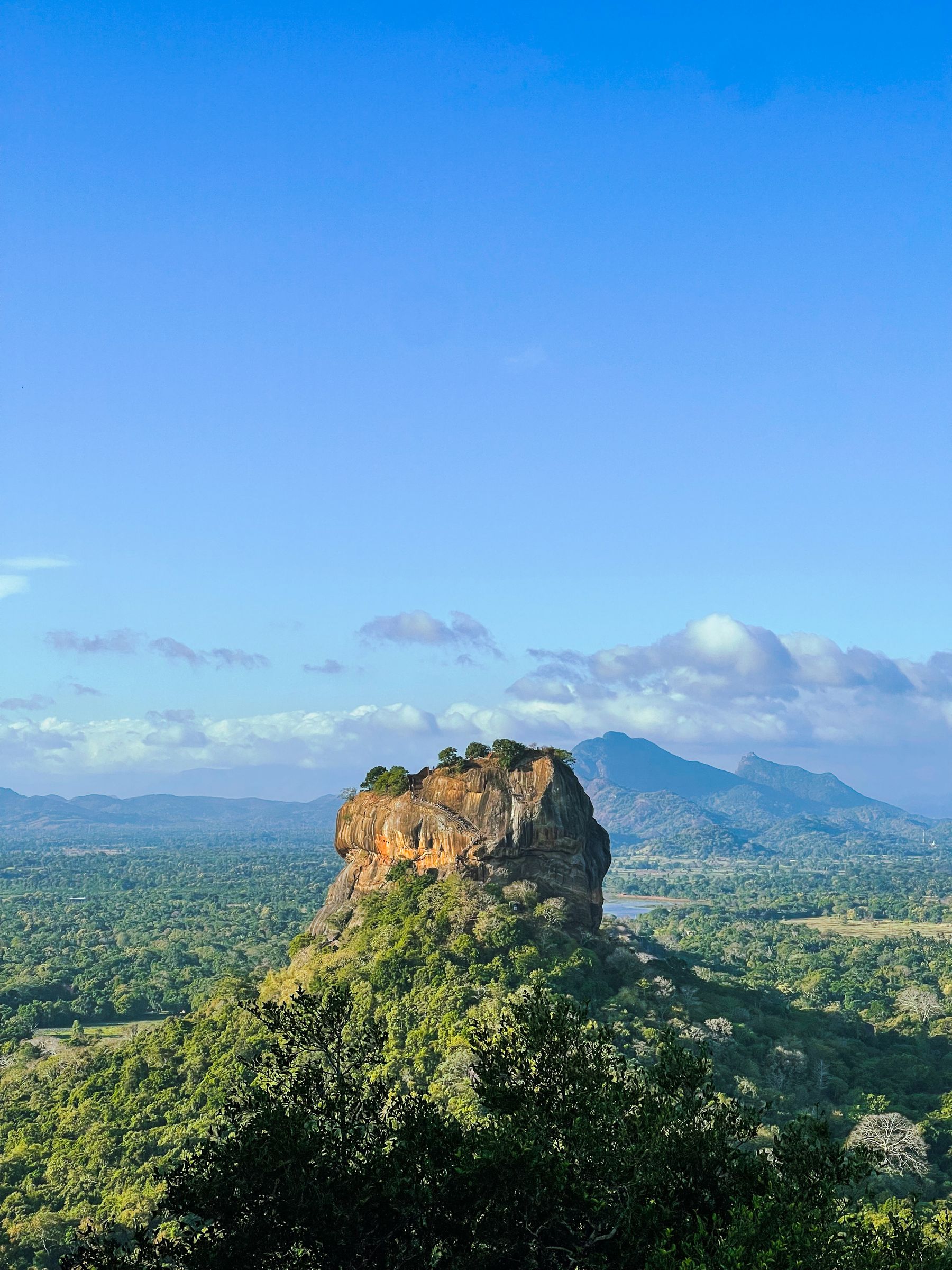 Sri Lanka private transport and route planning