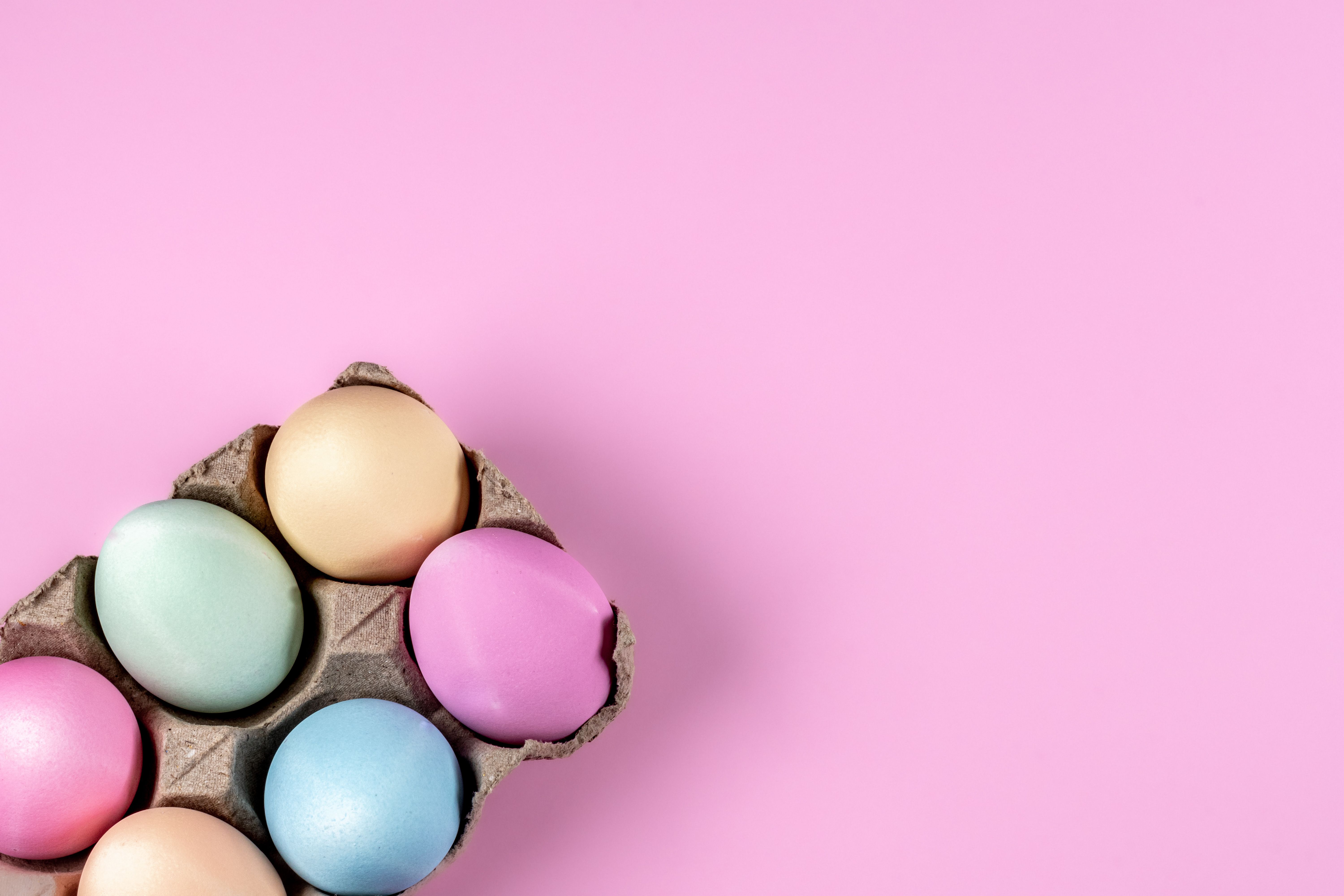 Easter eggs background photos download the best free easter eggs