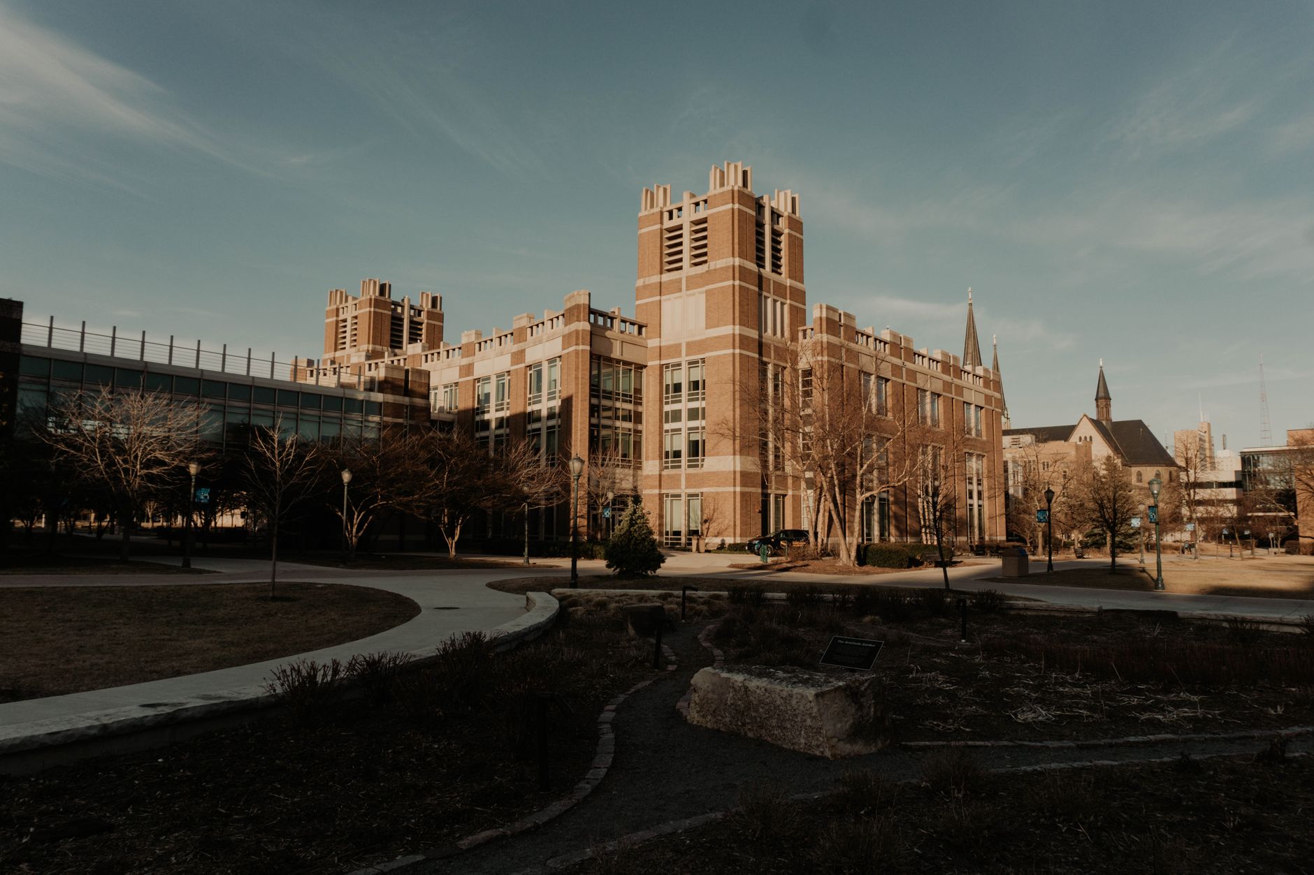 HEBEI UNIVERSITY OF SCIENCE & TECHNOLOGY