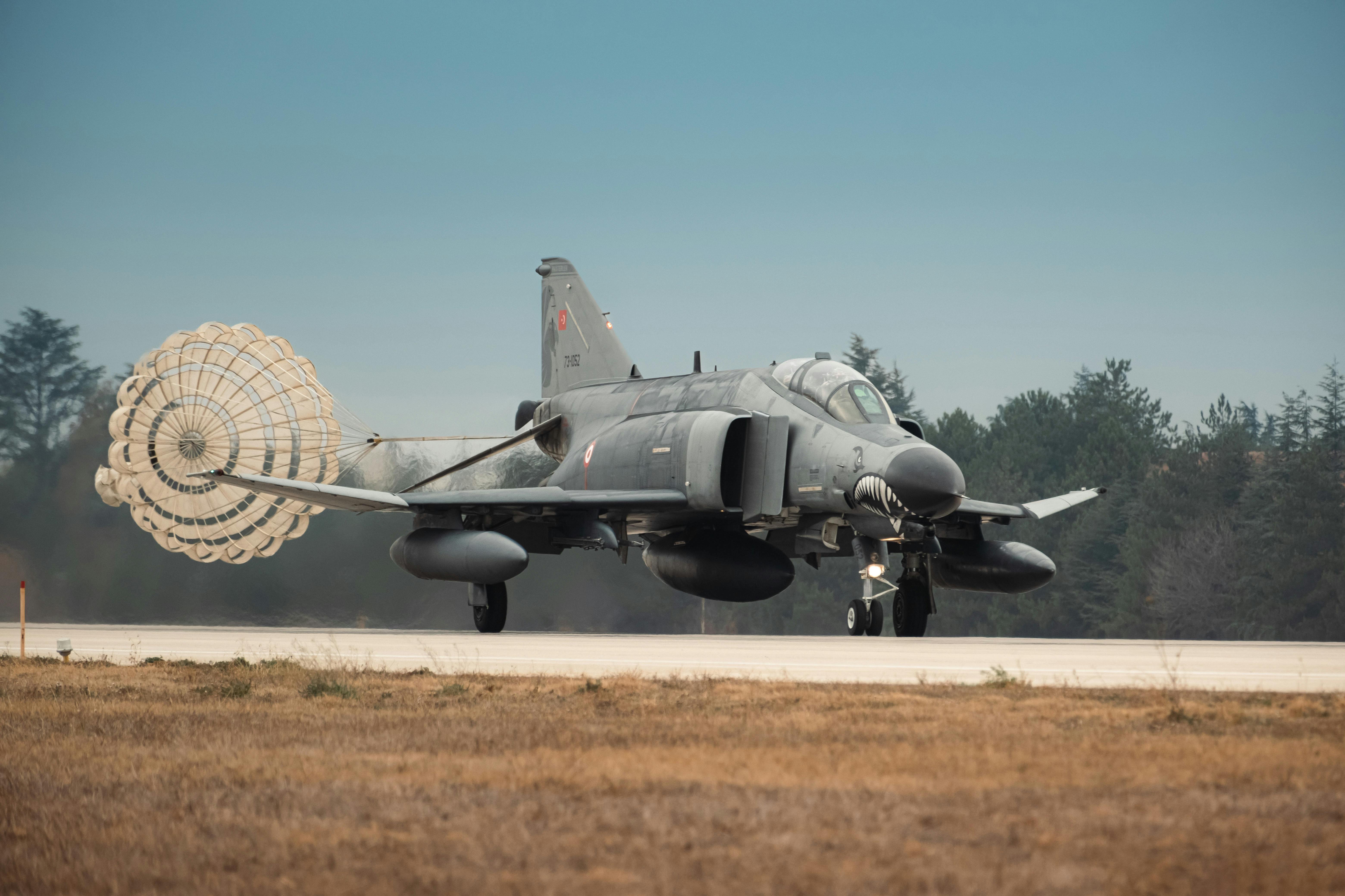 14架次共機侵越中線 國防部強調將嚴密掌握情勢