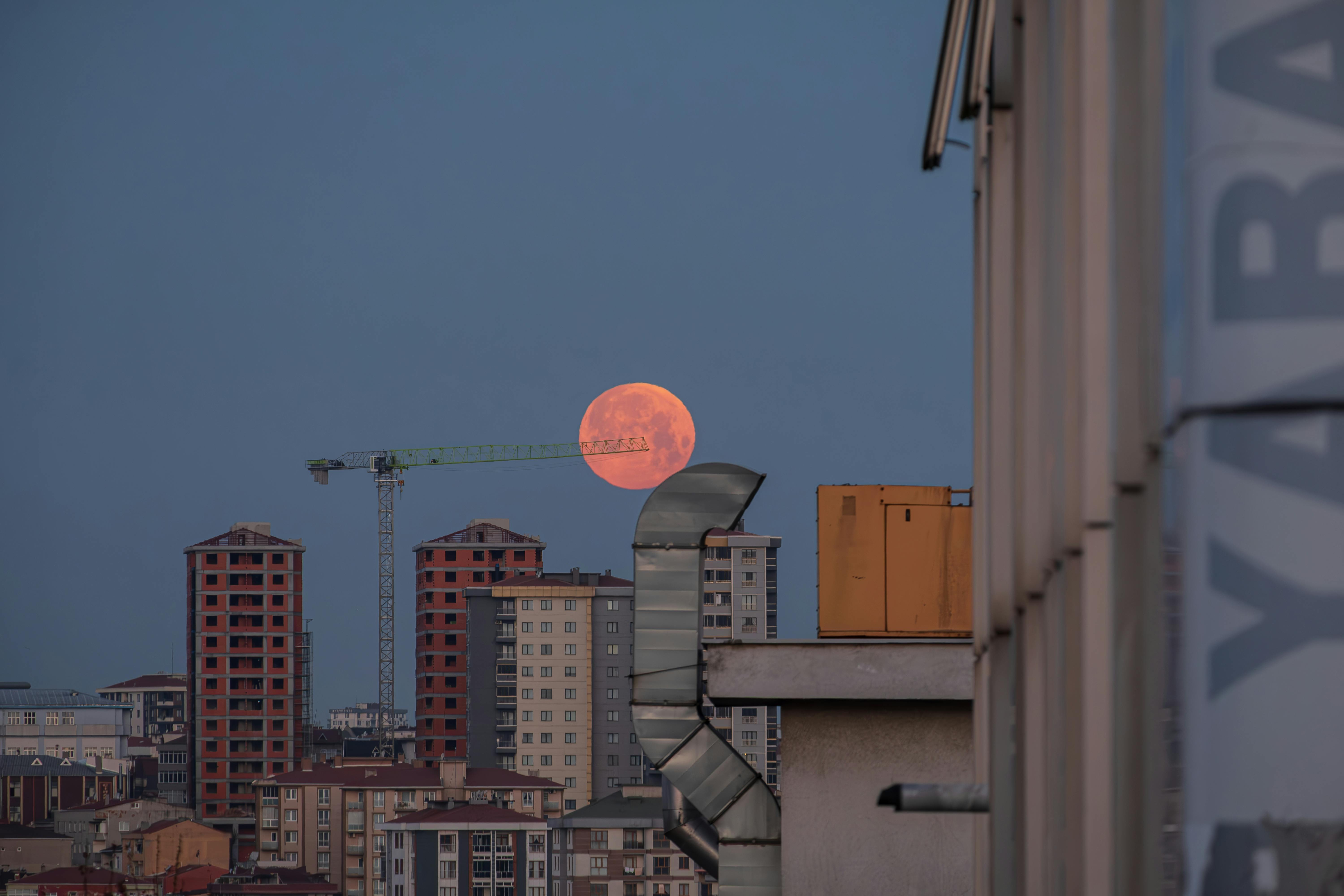 Hidden Dangers in Lunar Colony Building