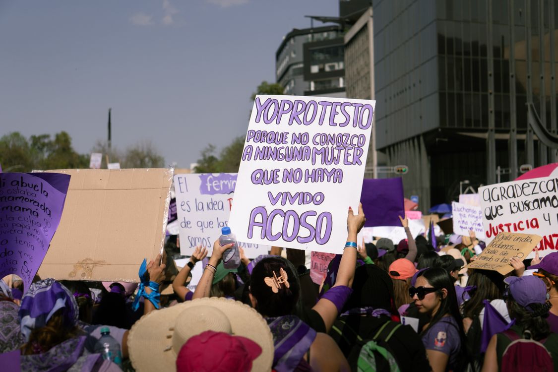 Protesta Por El Día Internacional De La Mujer En La Ciudad De México ...
