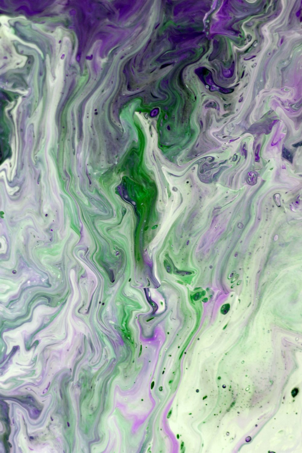 Vibrant Abstract Art with Green and Purple Swirls · Free Stock Photo