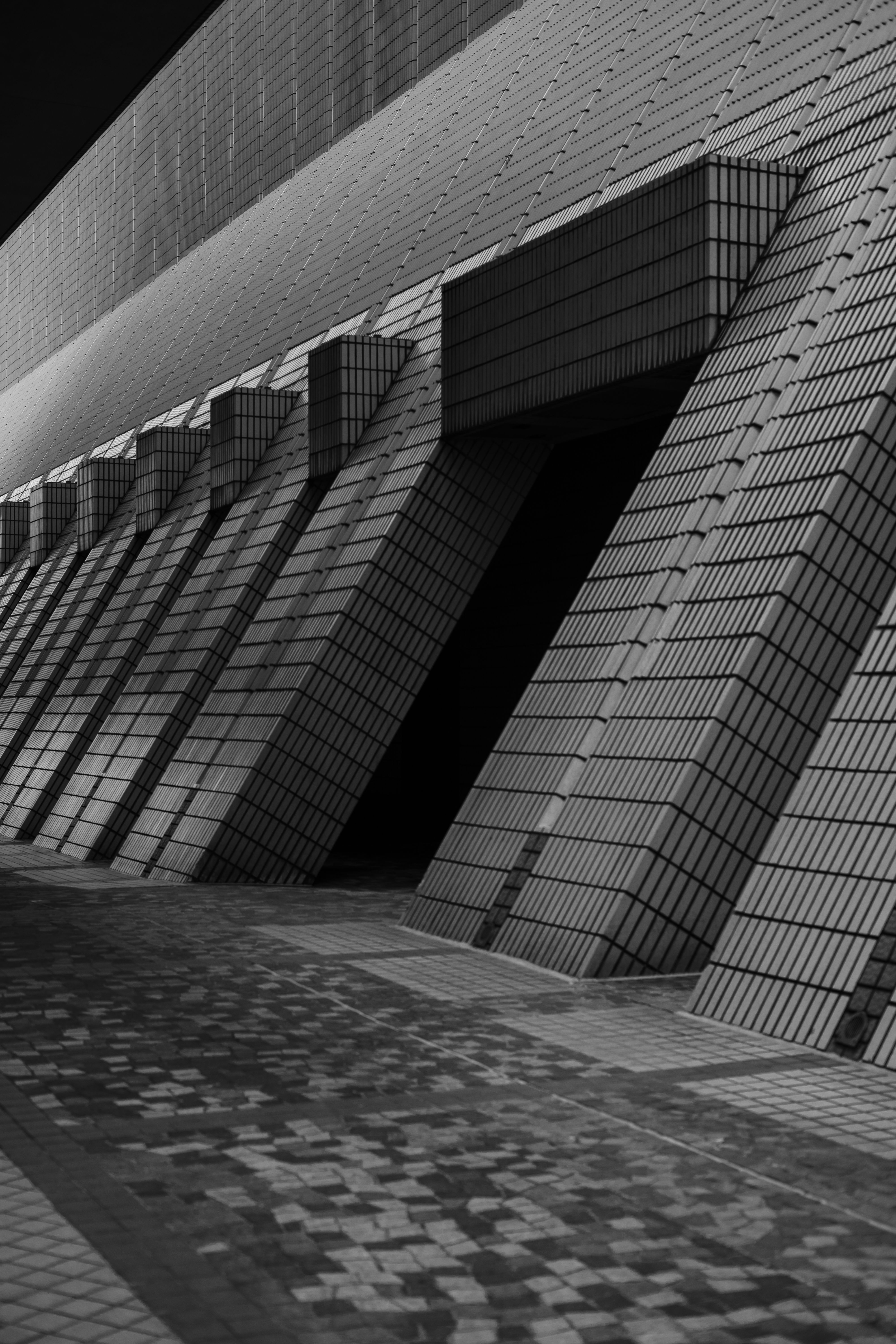 Modern Architecture in Black and White · Free Stock Photo