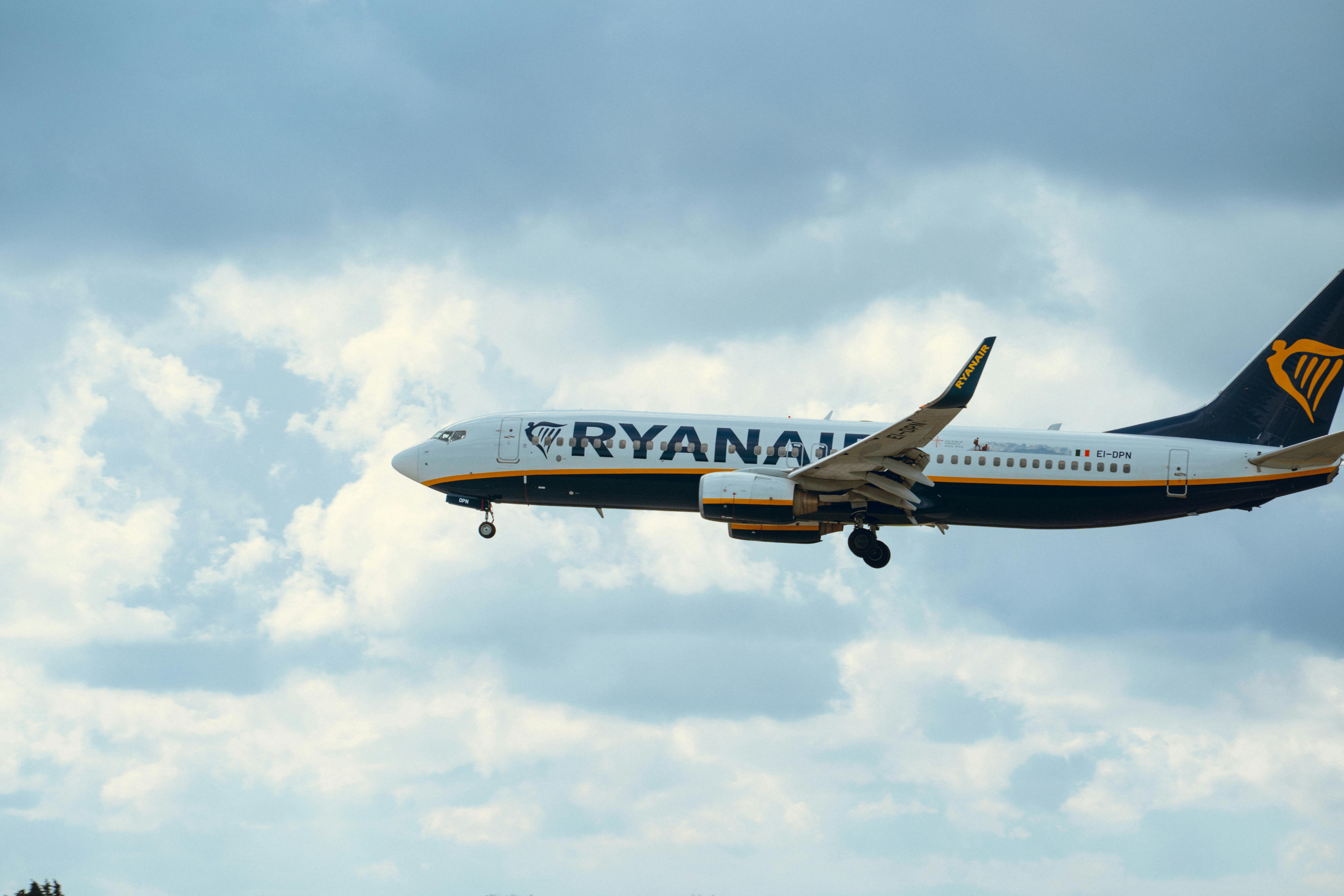 Guide To Earning And Redeeming Frequent Flyer Miles — Photo by Selim Karadayı on Pexels