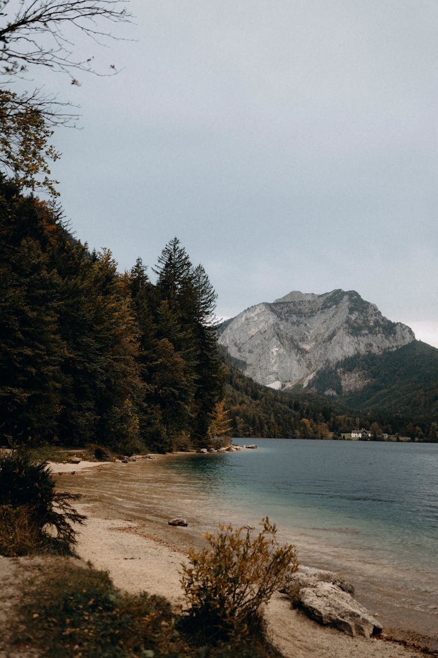 title Upper Dewey Lake