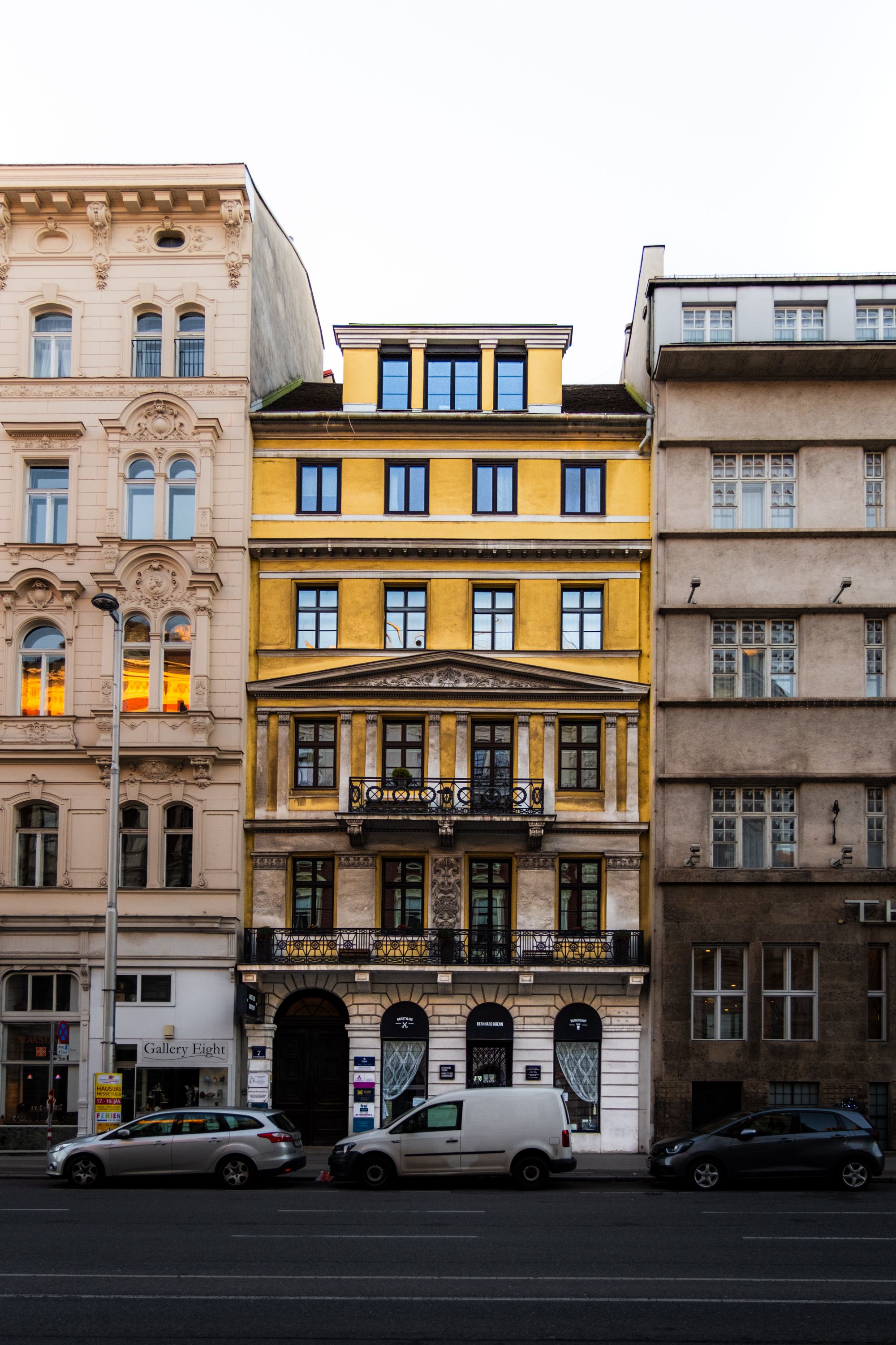 Historic Vienna Architecture with Modern Touches · Free Stock Photo