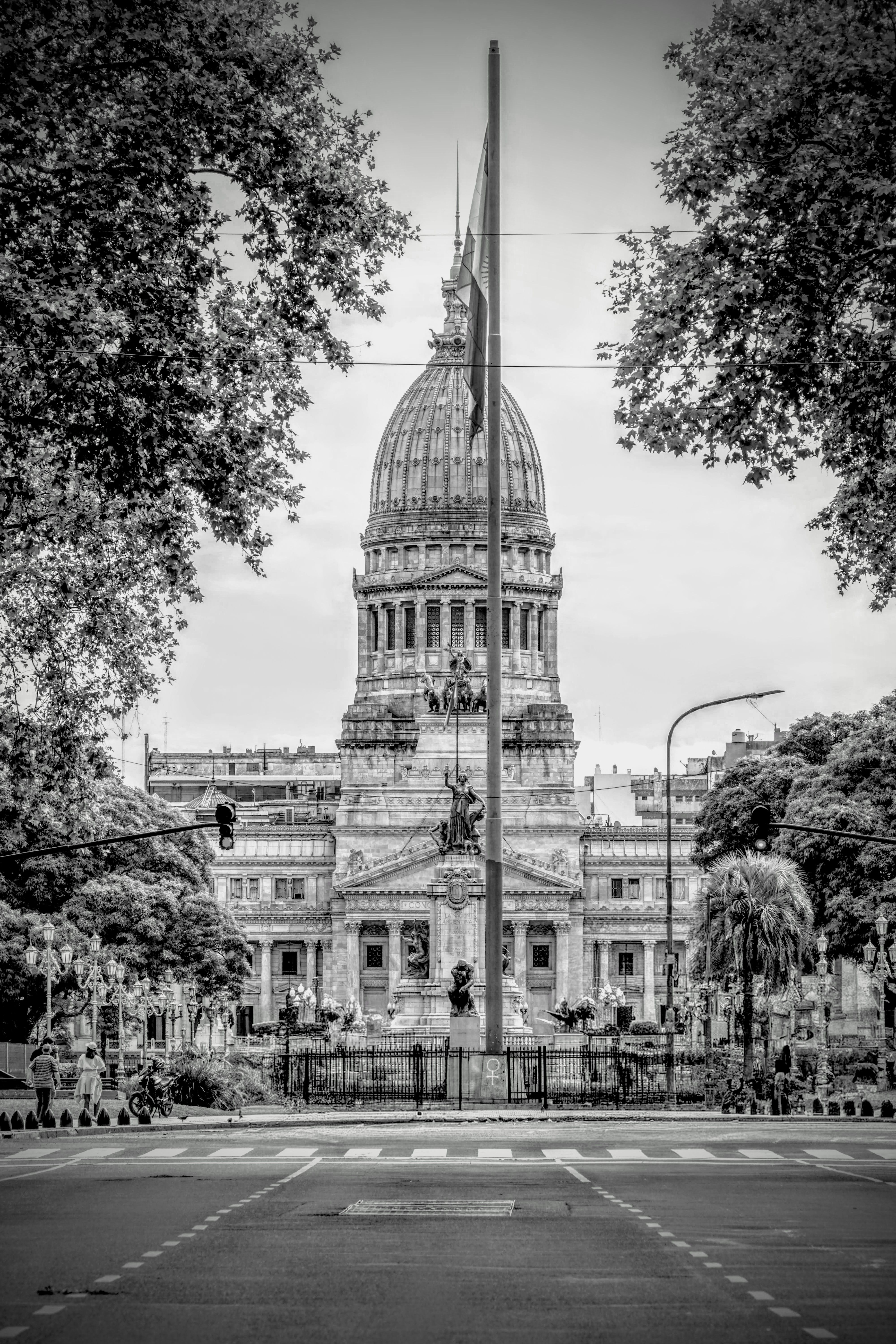 Monochrome View of the National Congress Building · Free Stock Photo