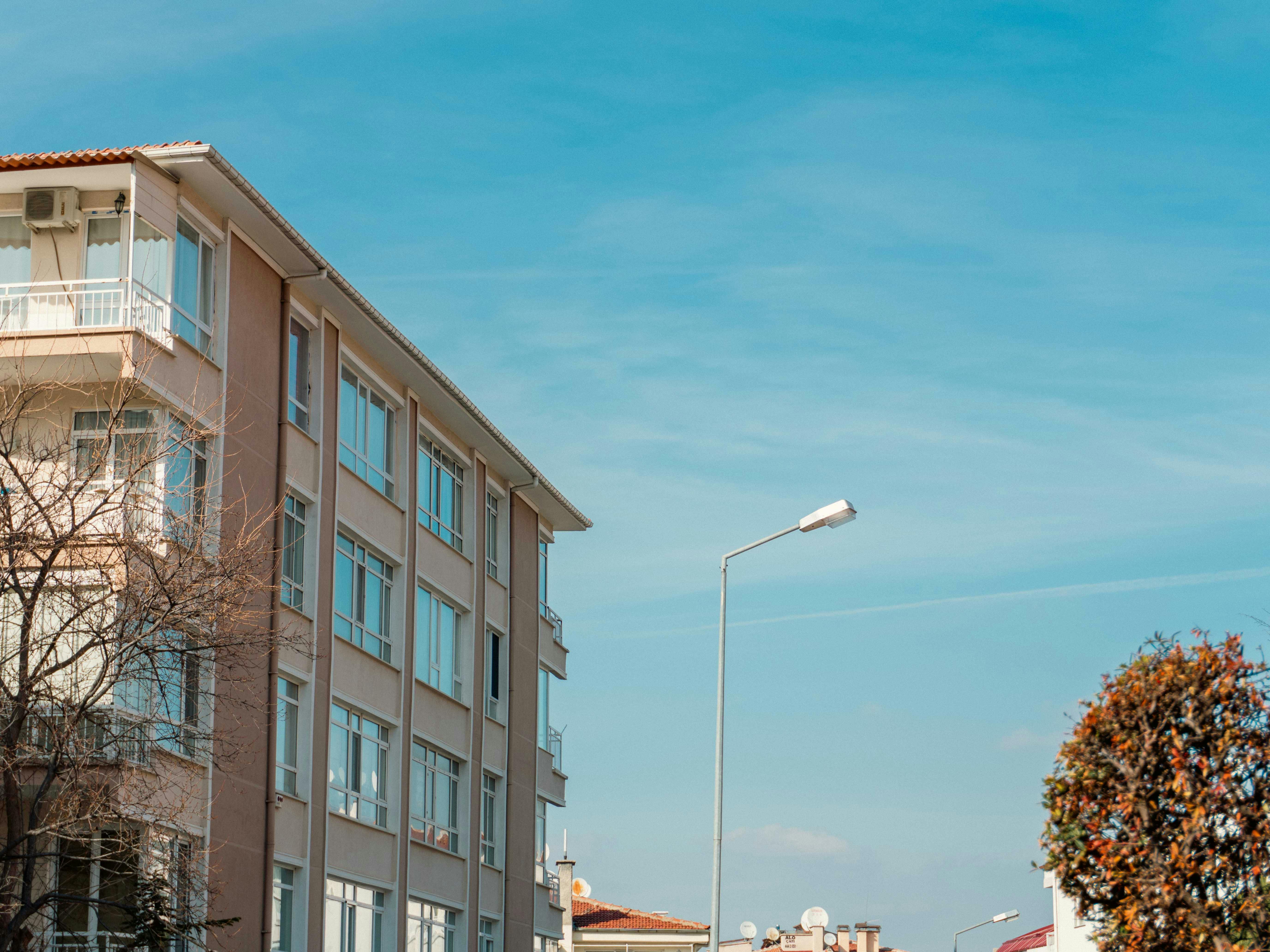 property management tenant screening — Photo by Levent Eldem on Pexels