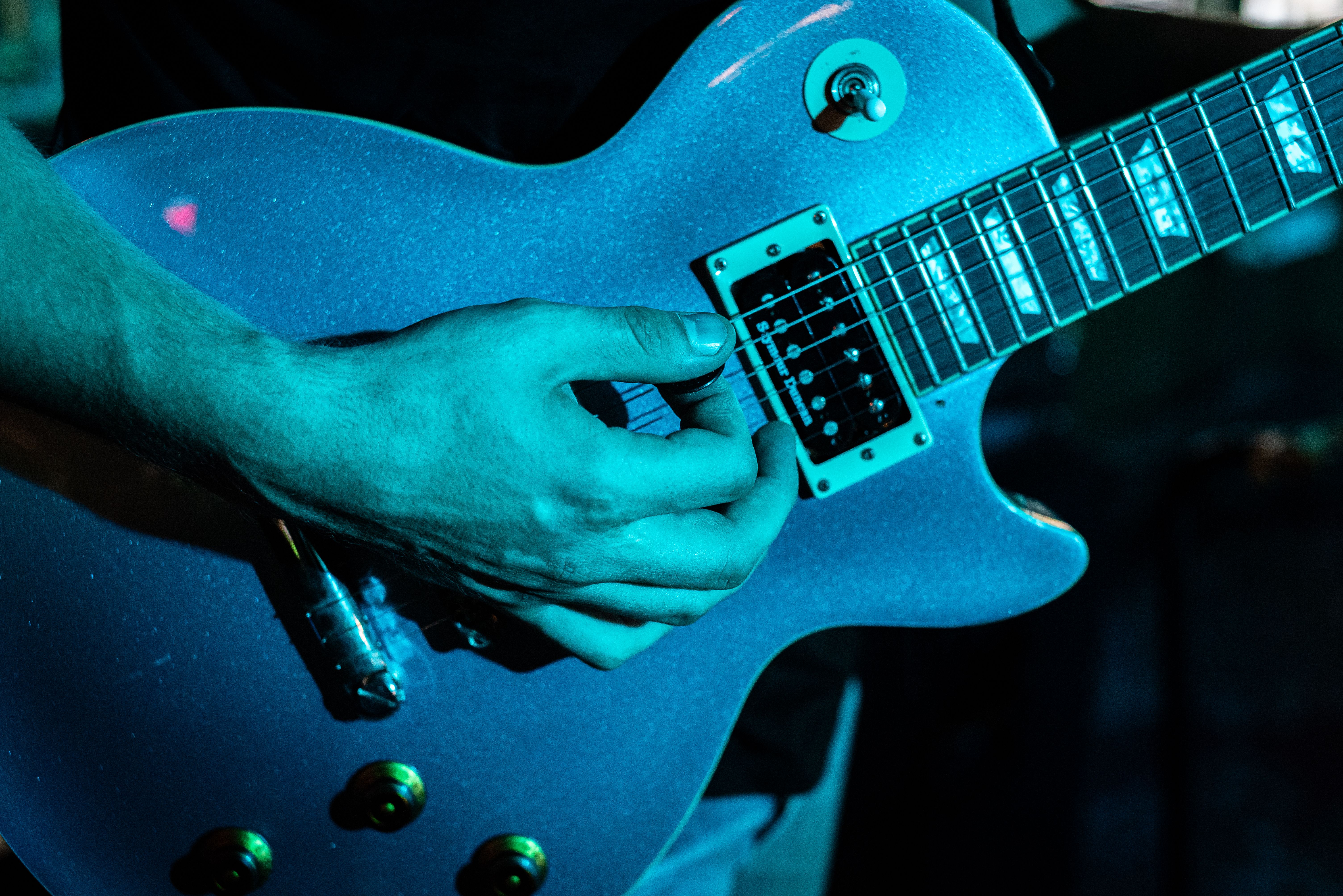 Jerry Cantrell Blue Dress Guitar Photos, Download The BEST Free Jerry  Cantrell Blue Dress Guitar Stock Photos & HD Images
