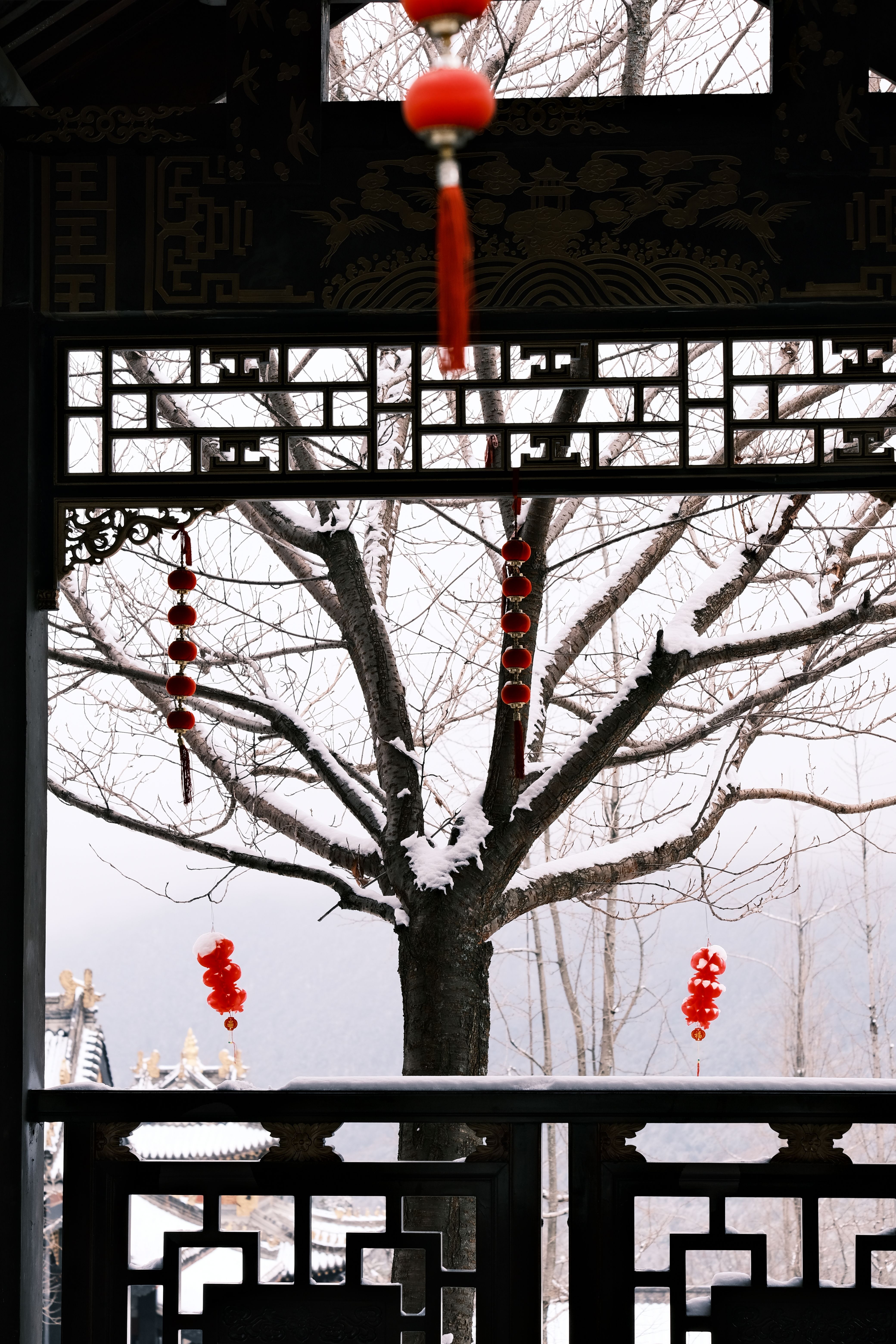 Traditional Chinese Architecture with Winter View · Free Stock Photo